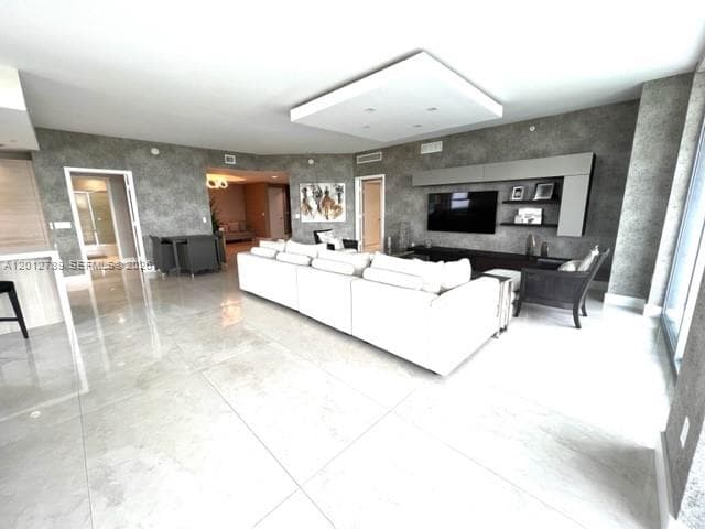 17111 Biscayne Blvd # 2102, North Miami Beach FL 33160 — 11
