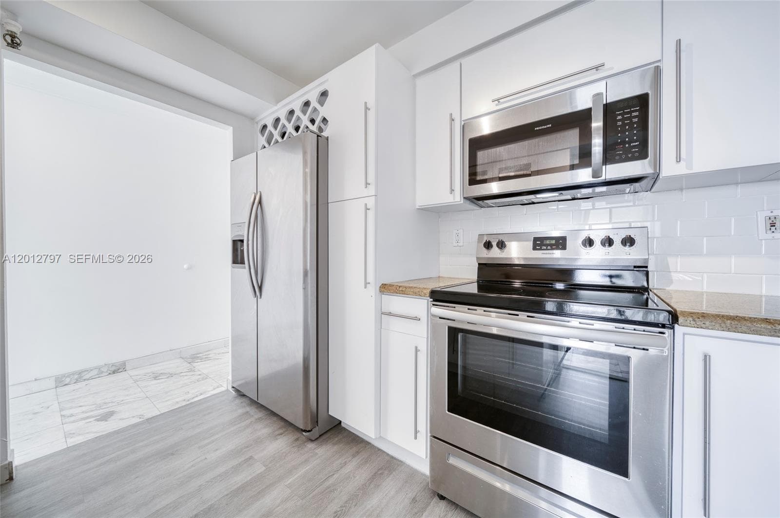 7933 West Dr # 817, North Bay Village FL 33141 — 2