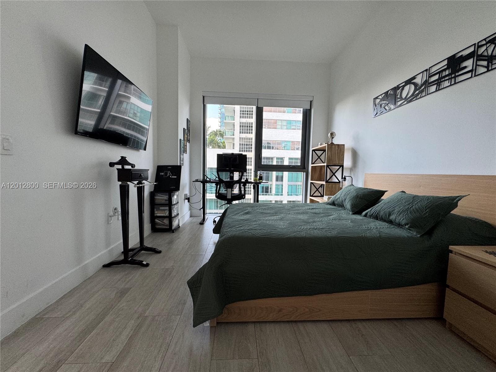 121 NE 34th St # L601, Miami FL 33137 — 8