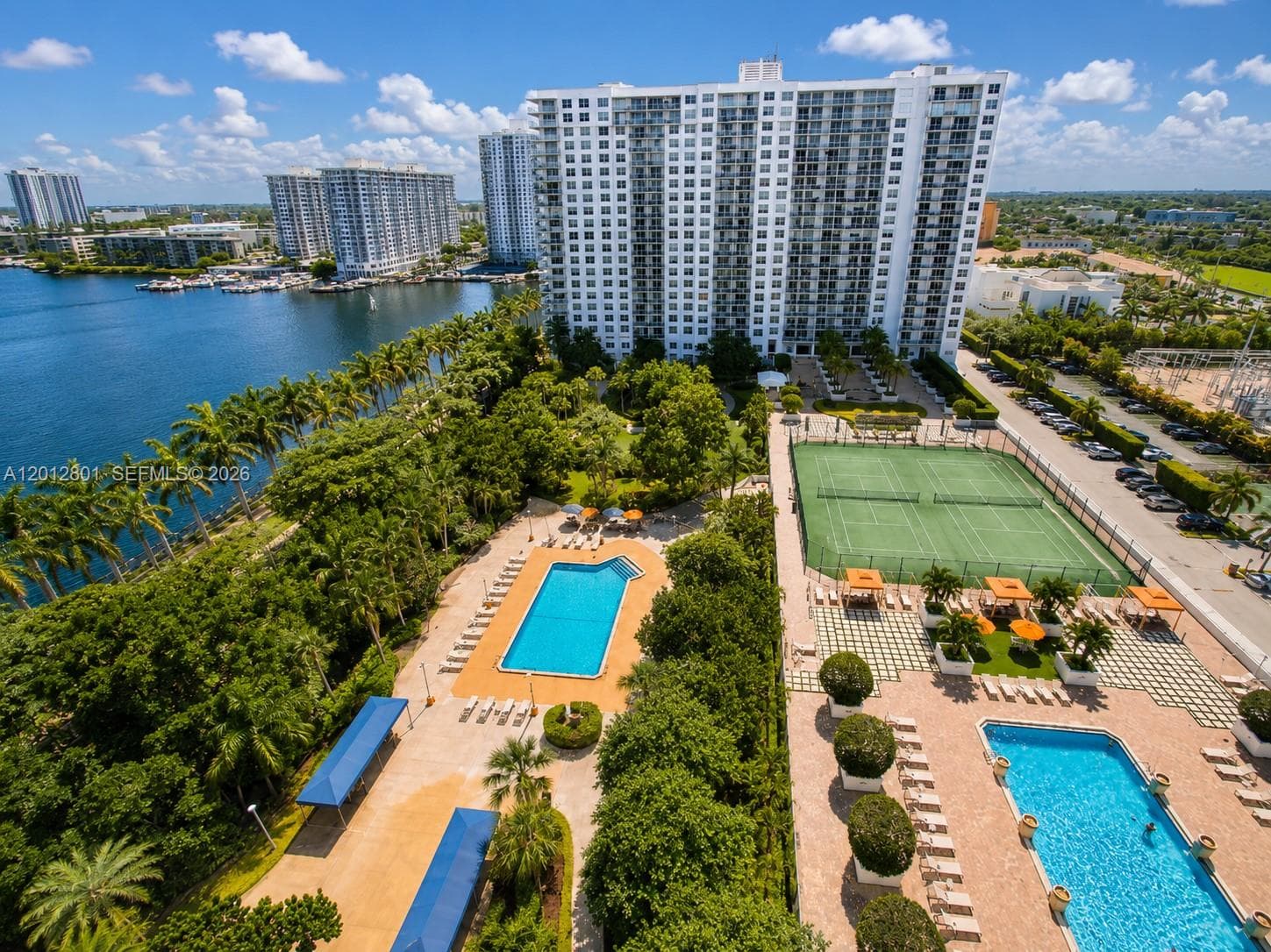 2851 NE 183rd St # 1508E, Aventura FL 33160 — 23