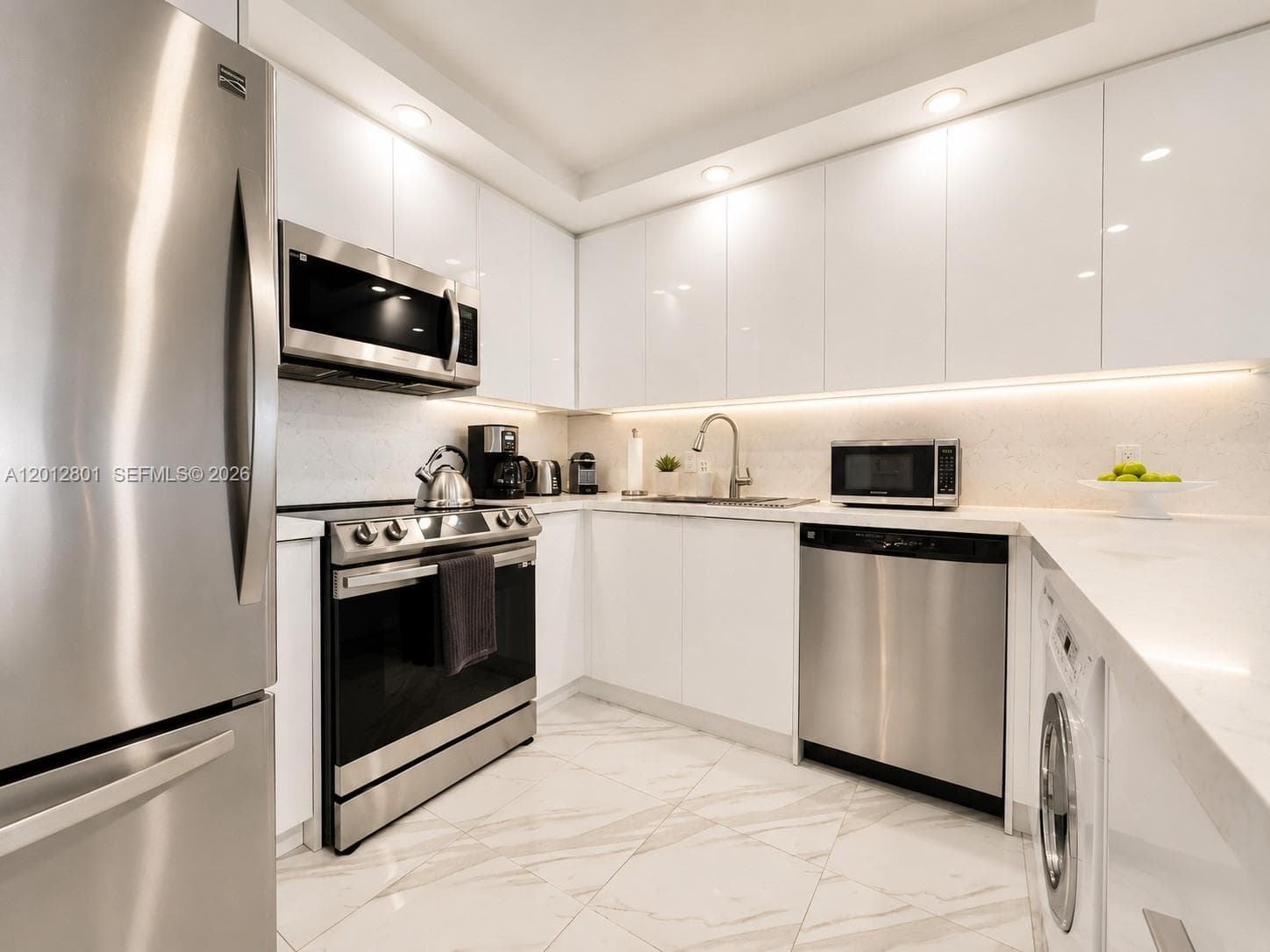 2851 NE 183rd St # 1508E, Aventura FL 33160 — 2