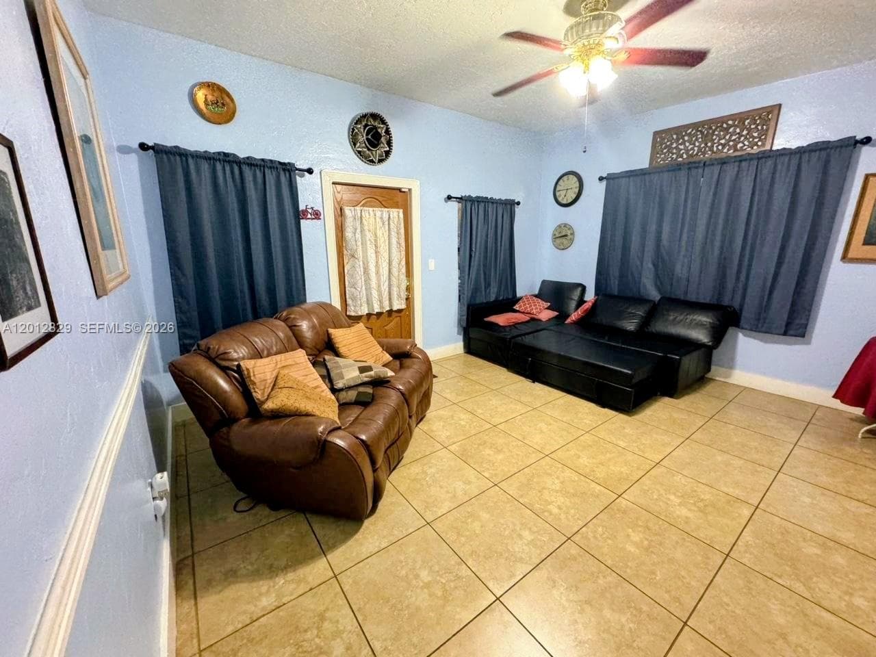 965 NE 146th St # B, North Miami FL 33161 — 3