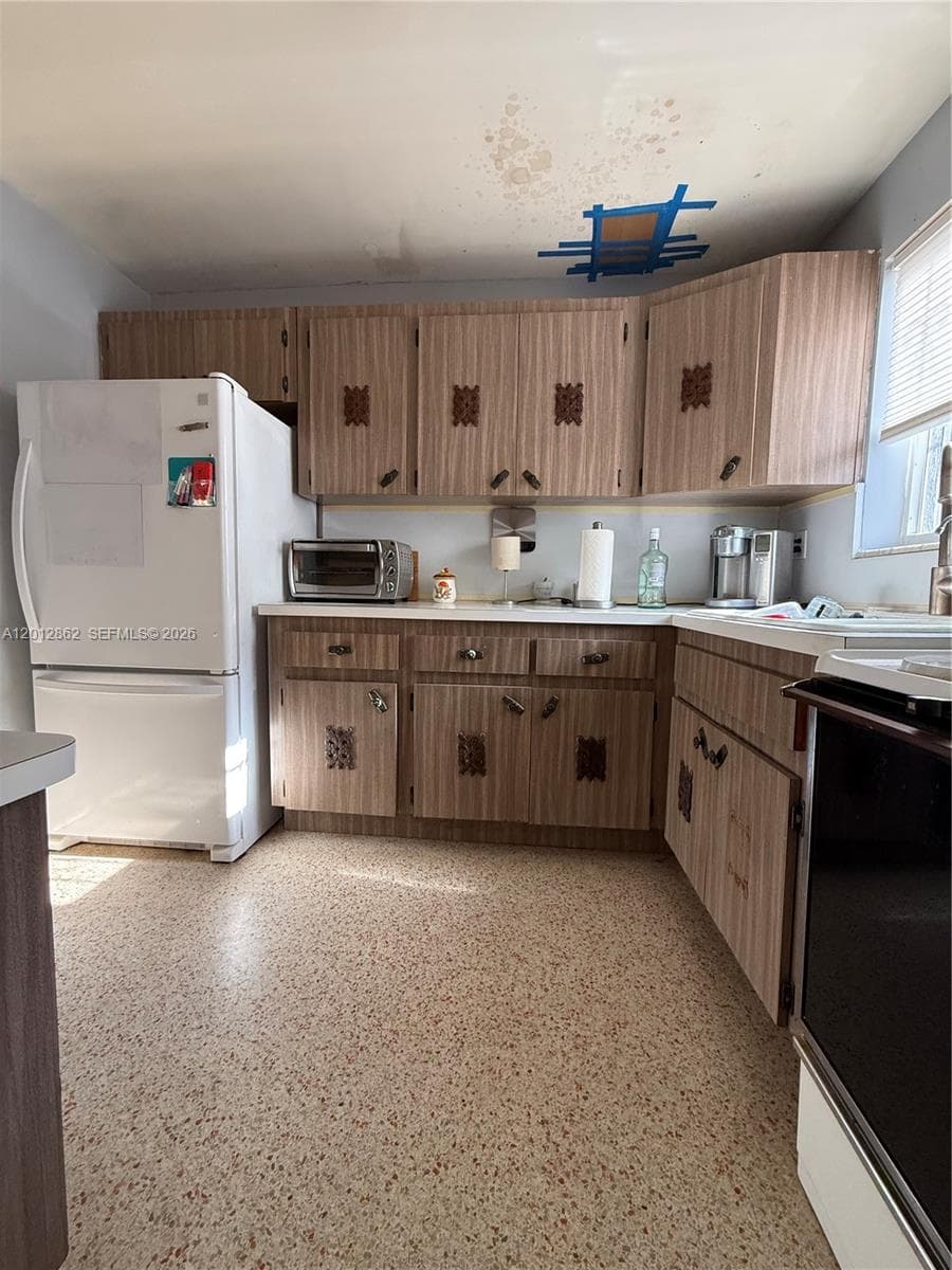 399 W 12th St, Hialeah FL 33010 — 1