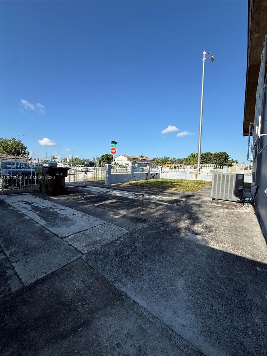 399 W 12th St, Hialeah FL 33010 — 19
