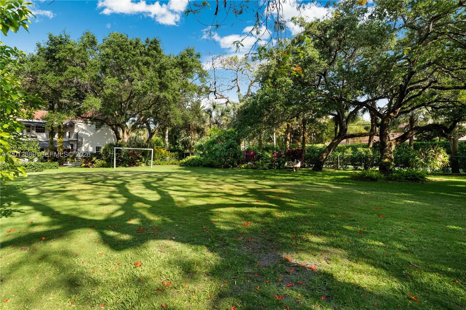 6801 SW 94th St, Pinecrest FL 33156 — 84