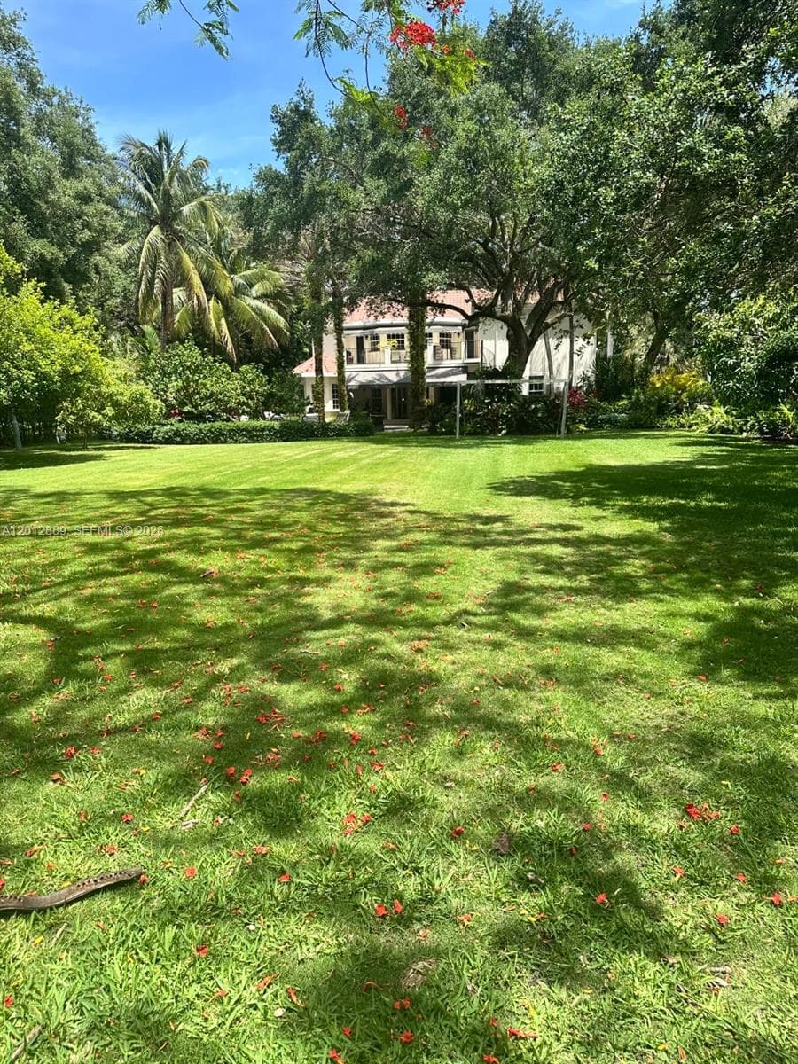 6801 SW 94th St, Pinecrest FL 33156 — 71