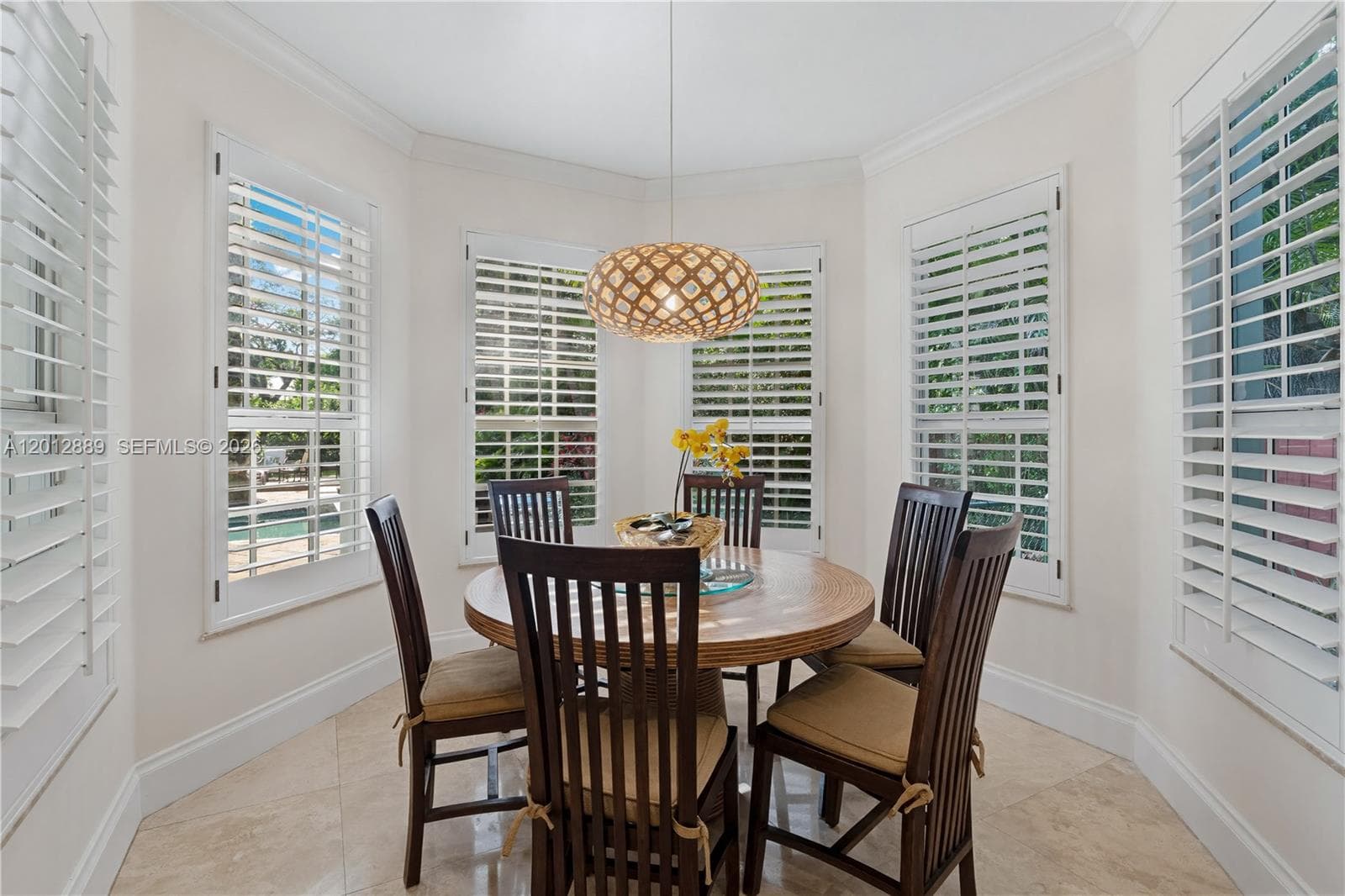 6801 SW 94th St, Pinecrest FL 33156 — 24