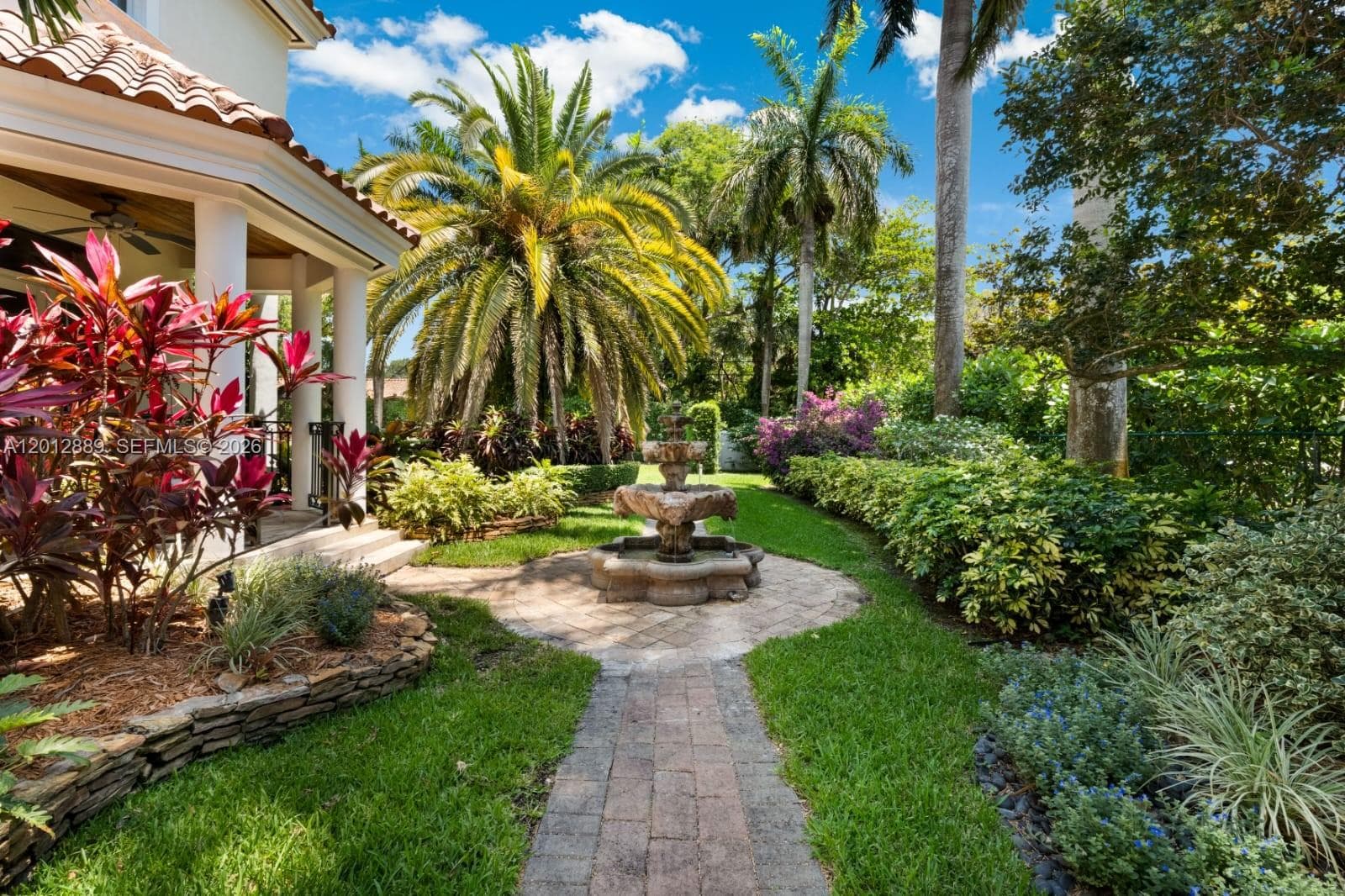 6801 SW 94th St, Pinecrest FL 33156 — 59