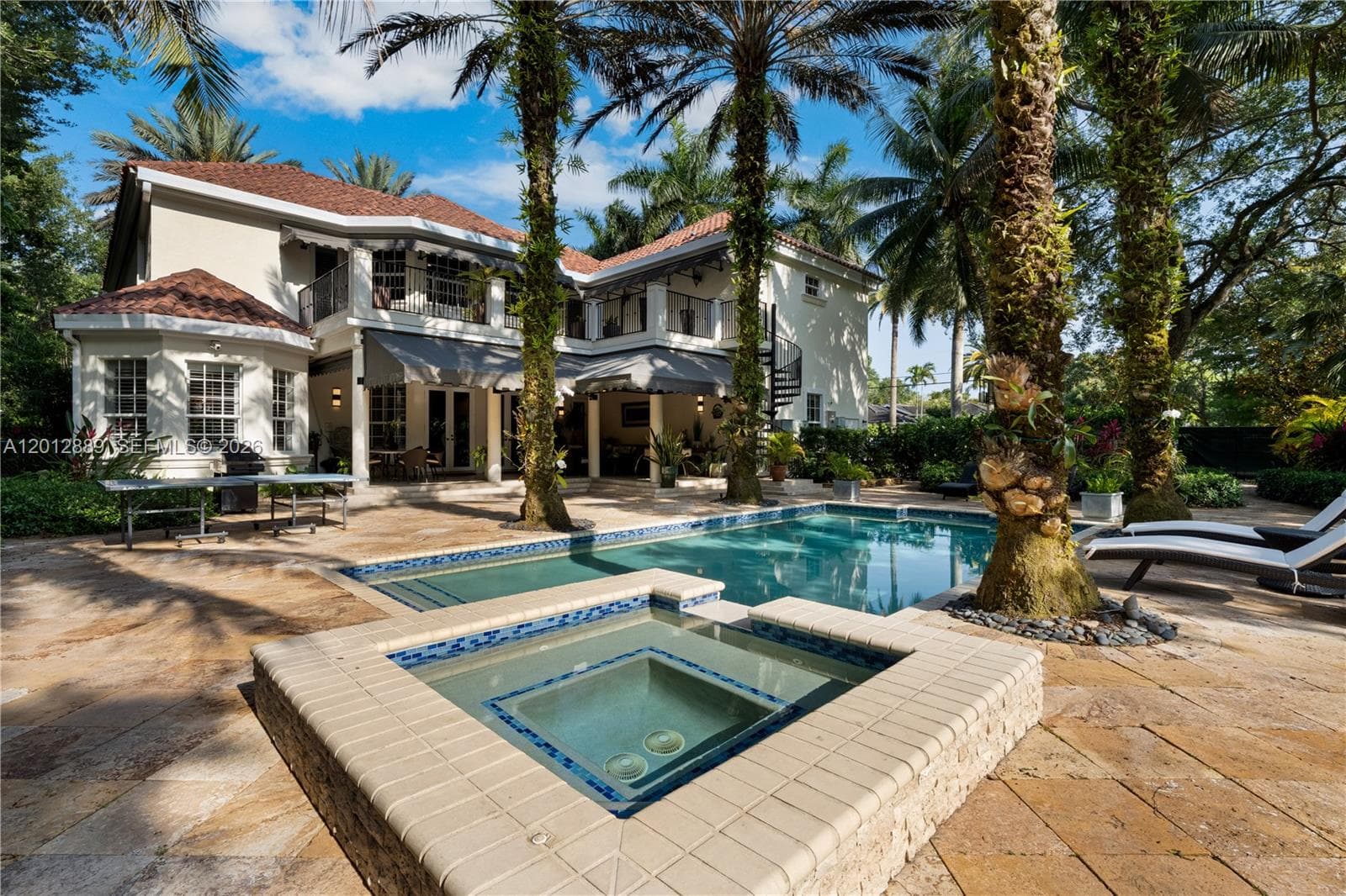 6801 SW 94th St, Pinecrest FL 33156 — 68
