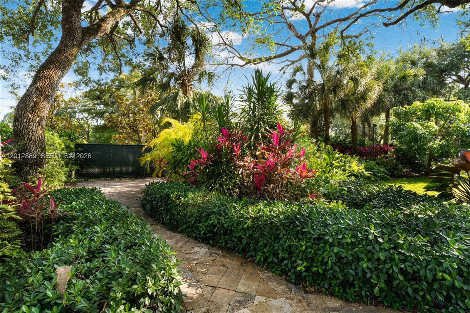 6801 SW 94th St, Pinecrest FL 33156 — 87