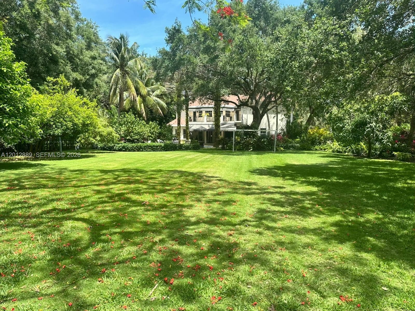 6801 SW 94th St, Pinecrest FL 33156 — 70