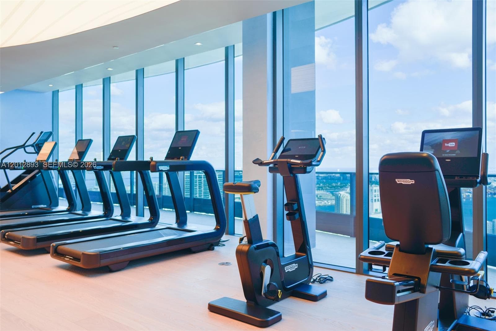1000 Brickell Plz # 3014, Miami FL 33131 — 23