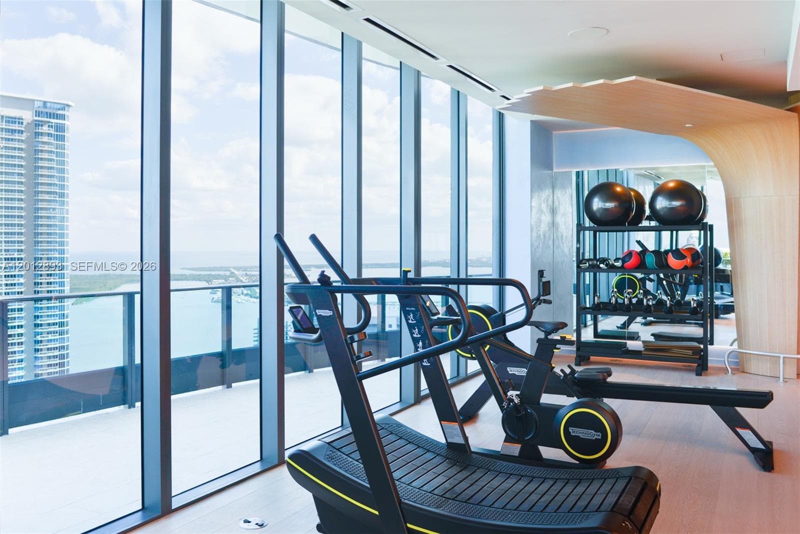 1000 Brickell Plz # 3014, Miami FL 33131 — 27