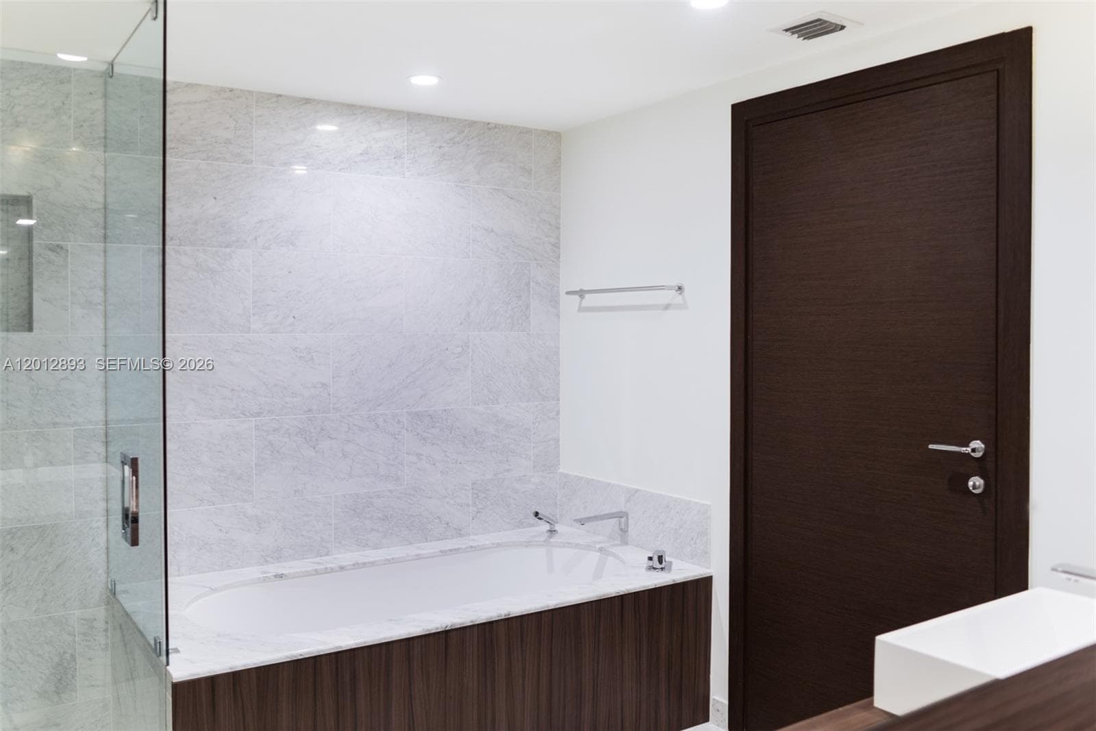 1000 Brickell Plz # 3014, Miami FL 33131 — 12