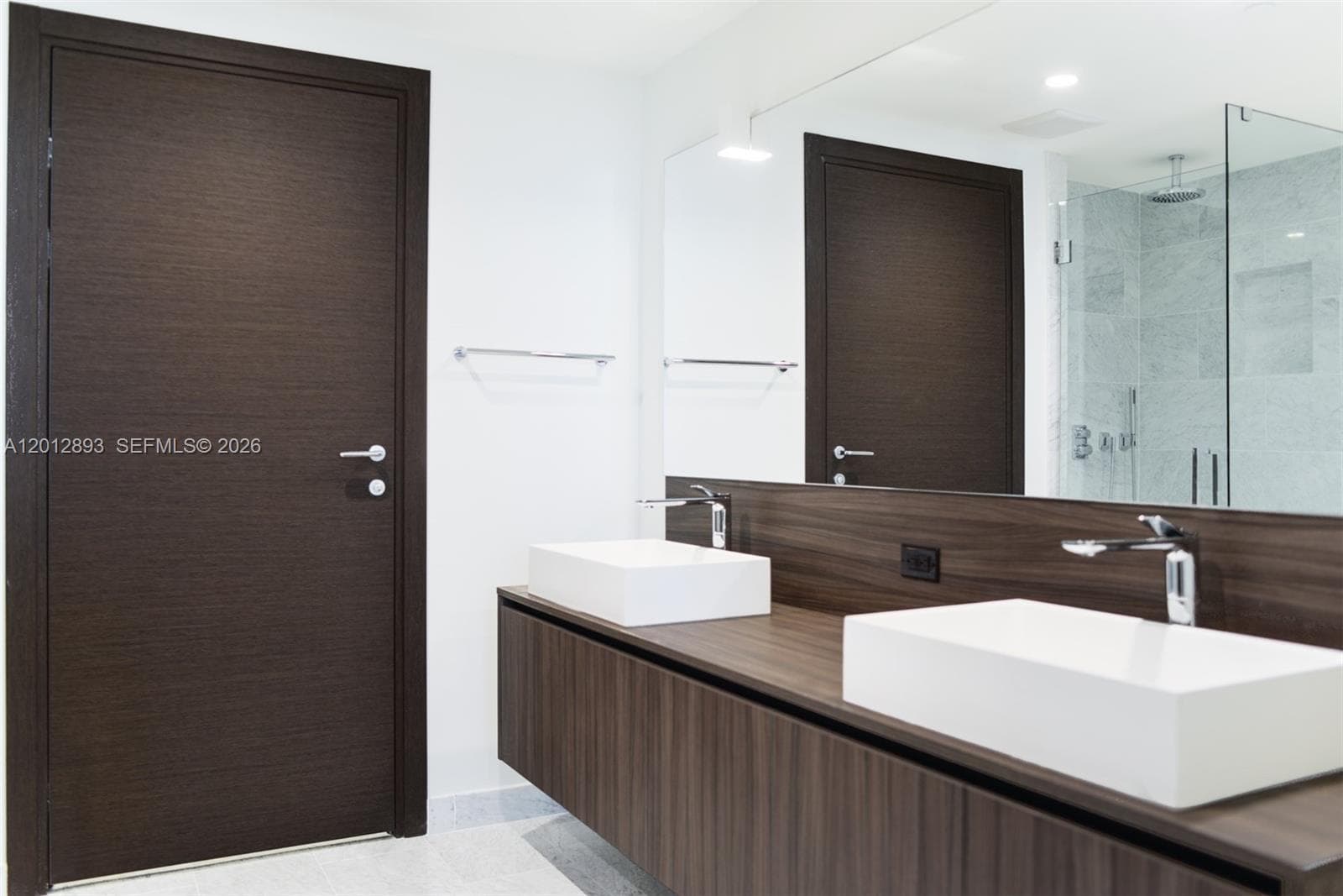 1000 Brickell Plz # 3014, Miami FL 33131 — 11