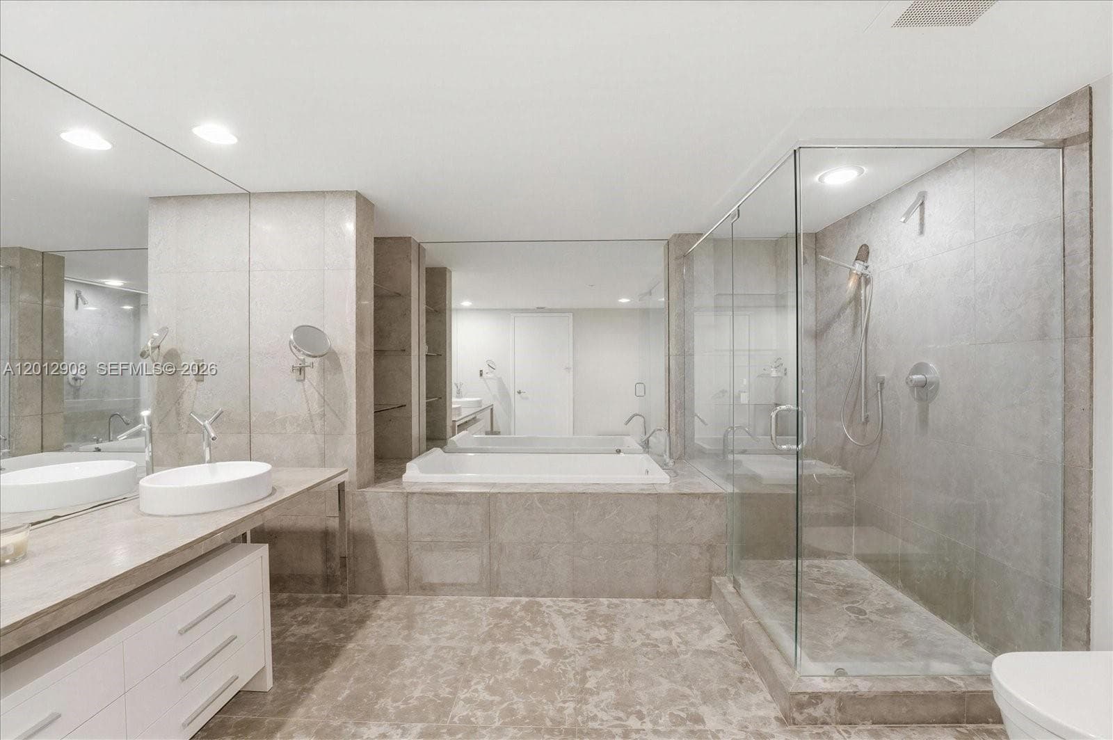 465 Brickell Ave # 4805, Miami FL 33131 — 9