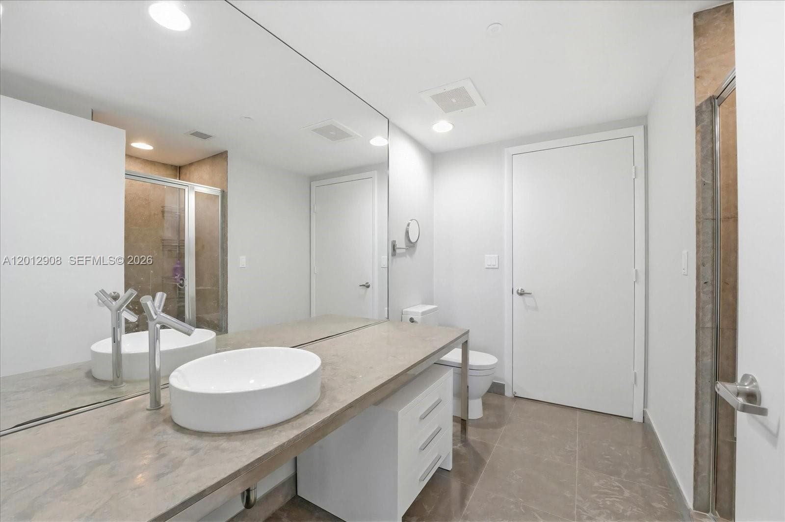 465 Brickell Ave # 4805, Miami FL 33131 — 14