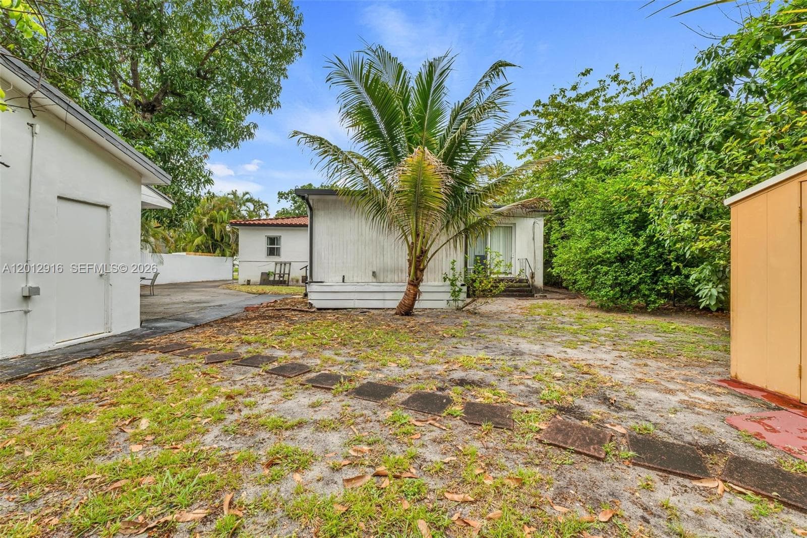 79 NW 143rd St, Miami FL 33168 — 33