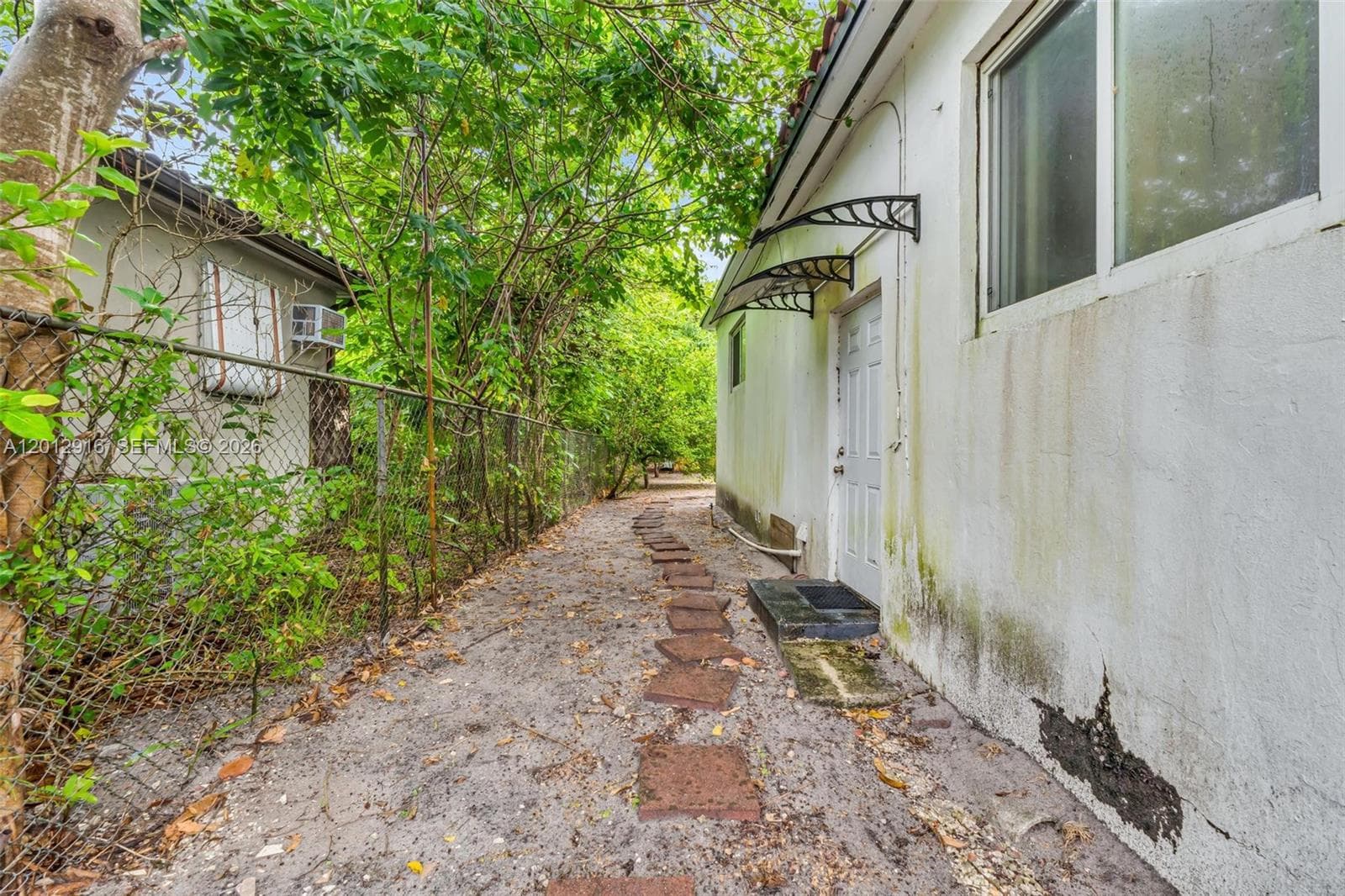 79 NW 143rd St, Miami FL 33168 — 29