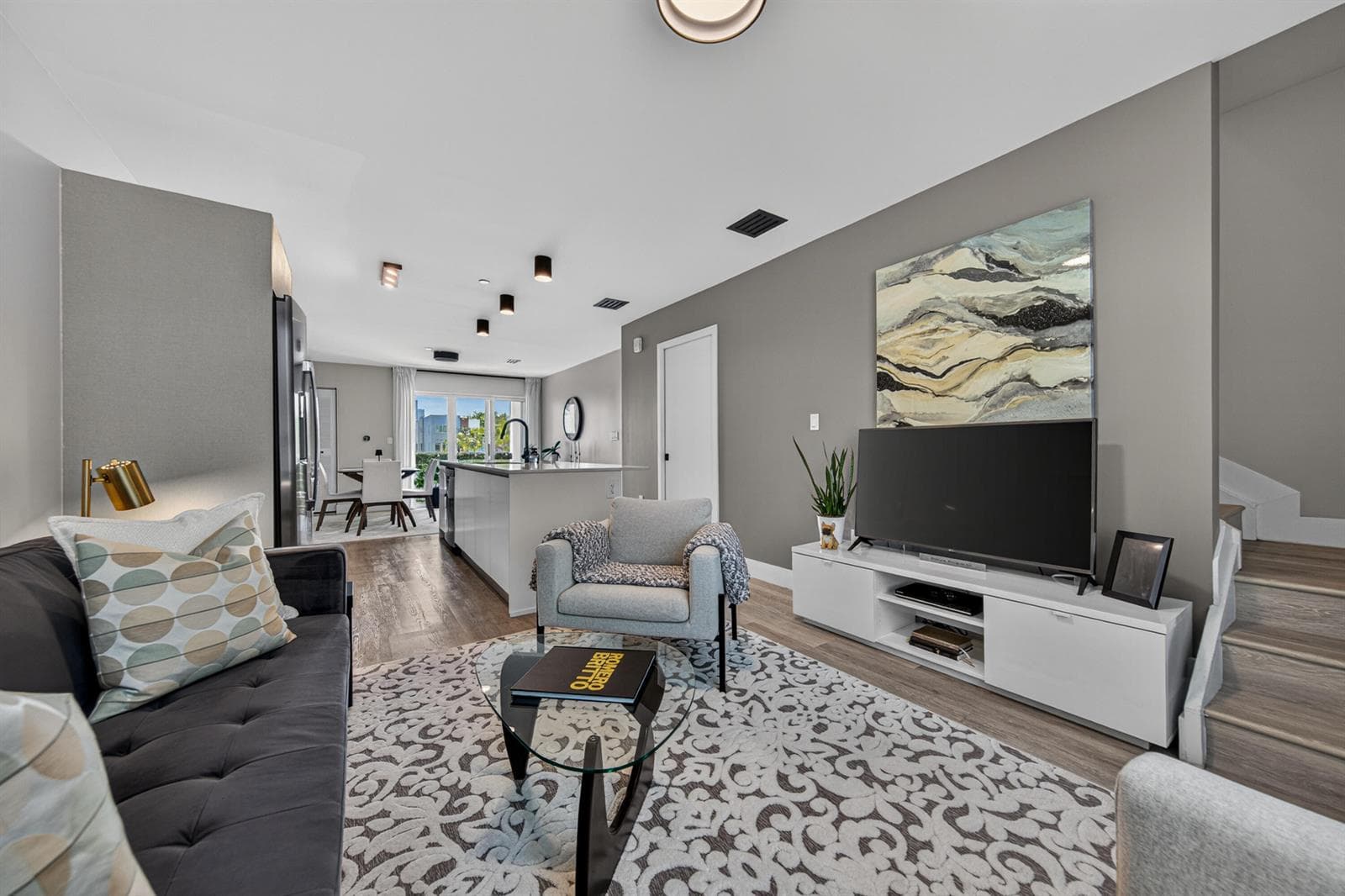 2535 NE 193rd Street # 3203, Miami FL 33180 — 23