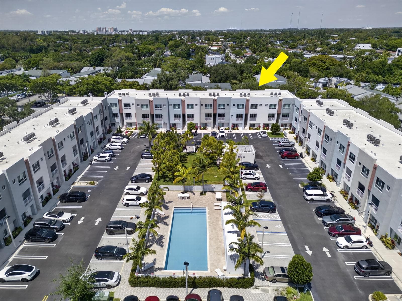 2535 NE 193rd Street # 3203, Miami FL 33180 — 47