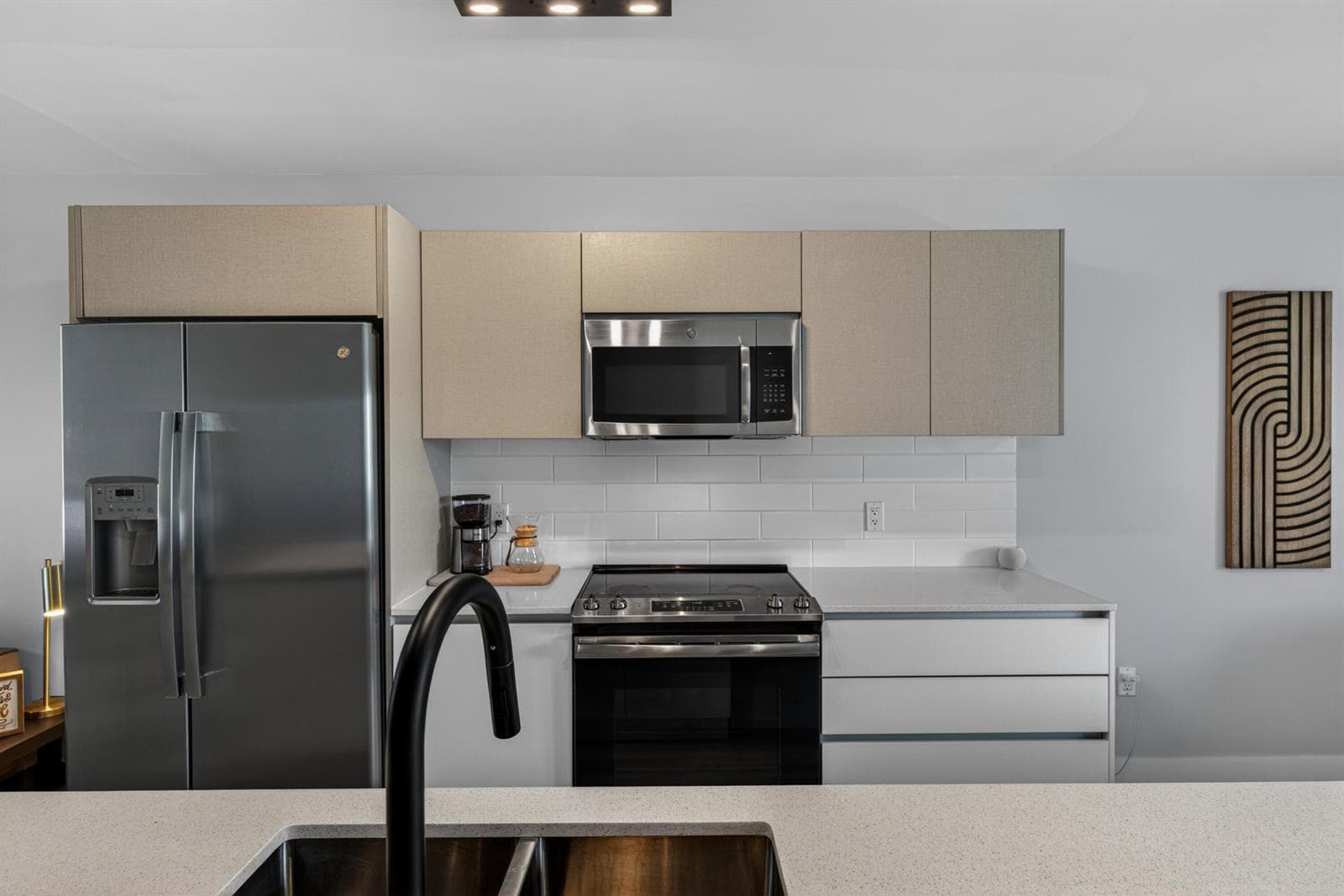 2535 NE 193rd Street # 3203, Miami FL 33180 — 3