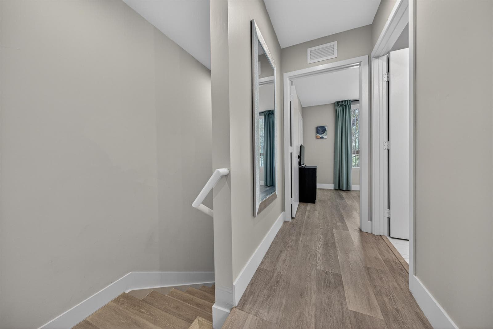 2535 NE 193rd Street # 3203, Miami FL 33180 — 24