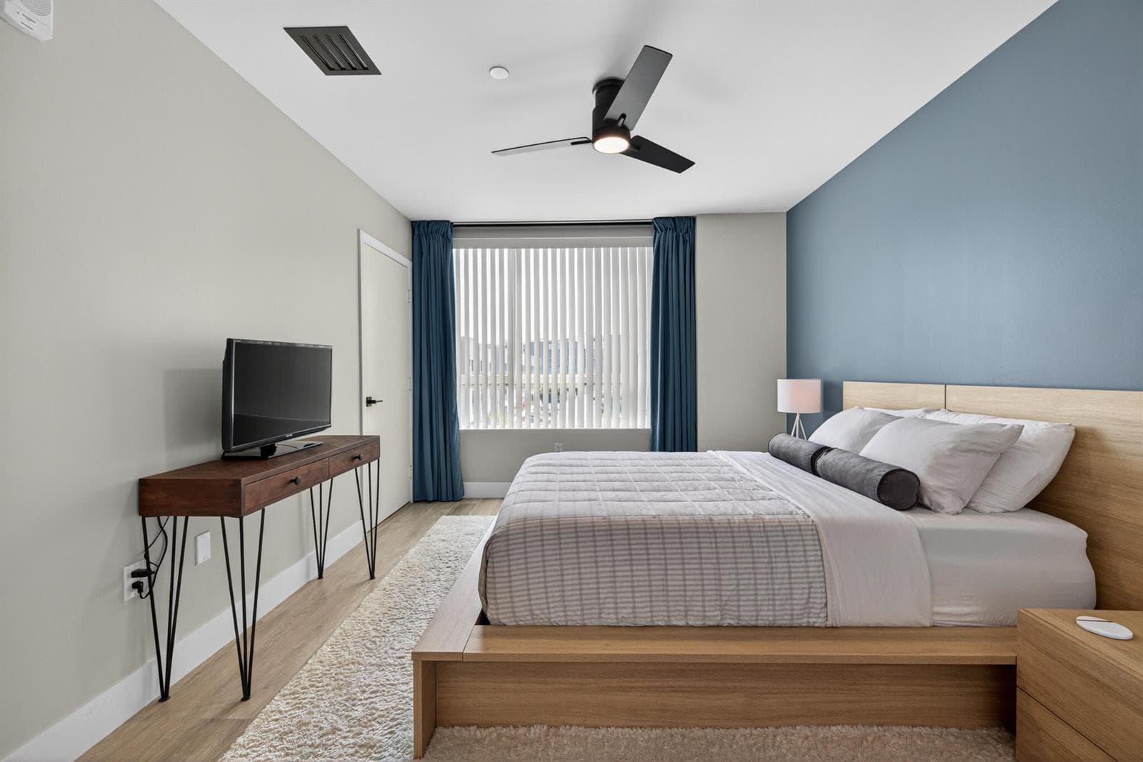 2535 NE 193rd Street # 3203, Miami FL 33180 — 33