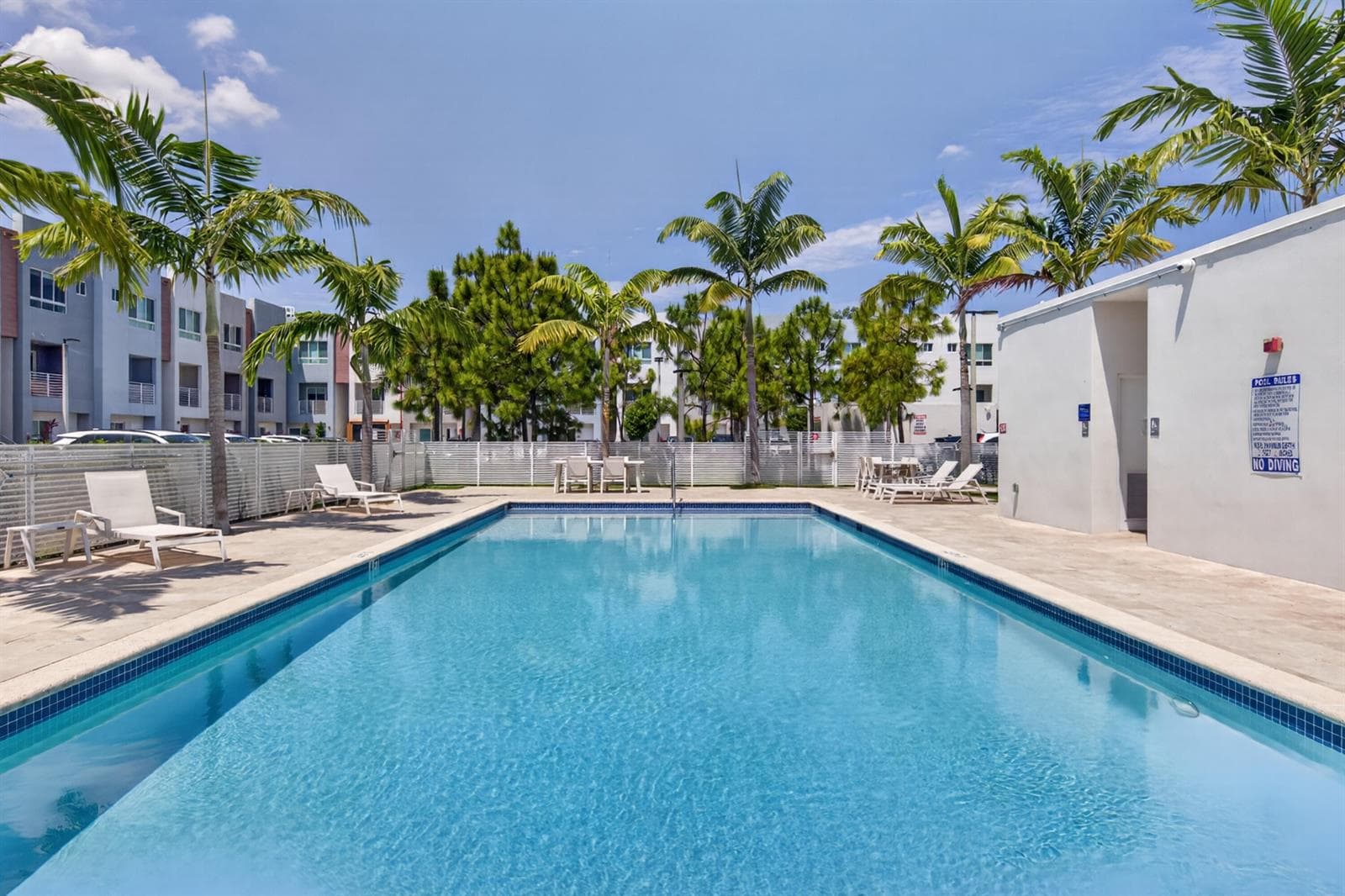 2535 NE 193rd Street # 3203, Miami FL 33180 — 45