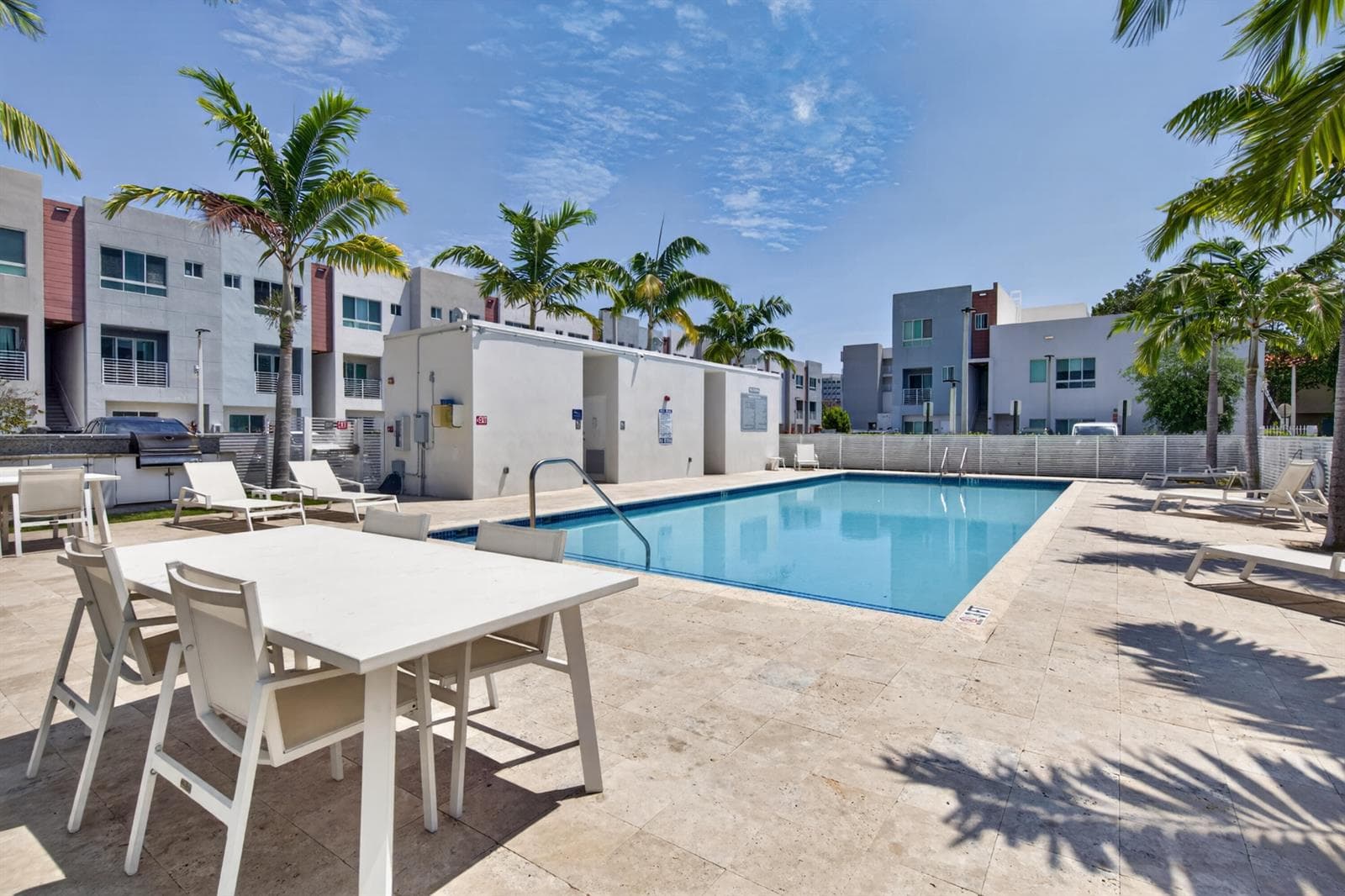 2535 NE 193rd Street # 3203, Miami FL 33180 — 44
