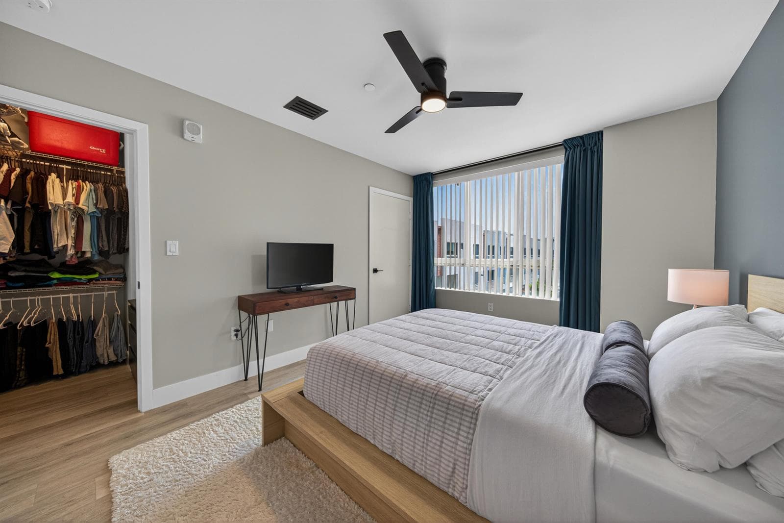 2535 NE 193rd Street # 3203, Miami FL 33180 — 35