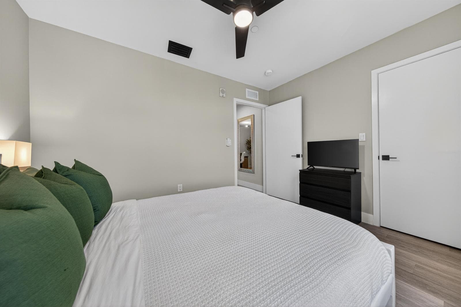 2535 NE 193rd Street # 3203, Miami FL 33180 — 31