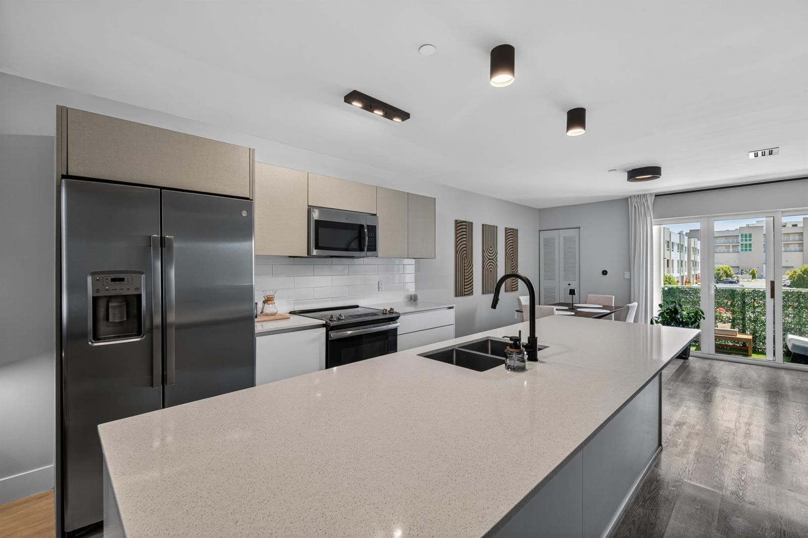 2535 NE 193rd Street # 3203, Miami FL 33180 — 8
