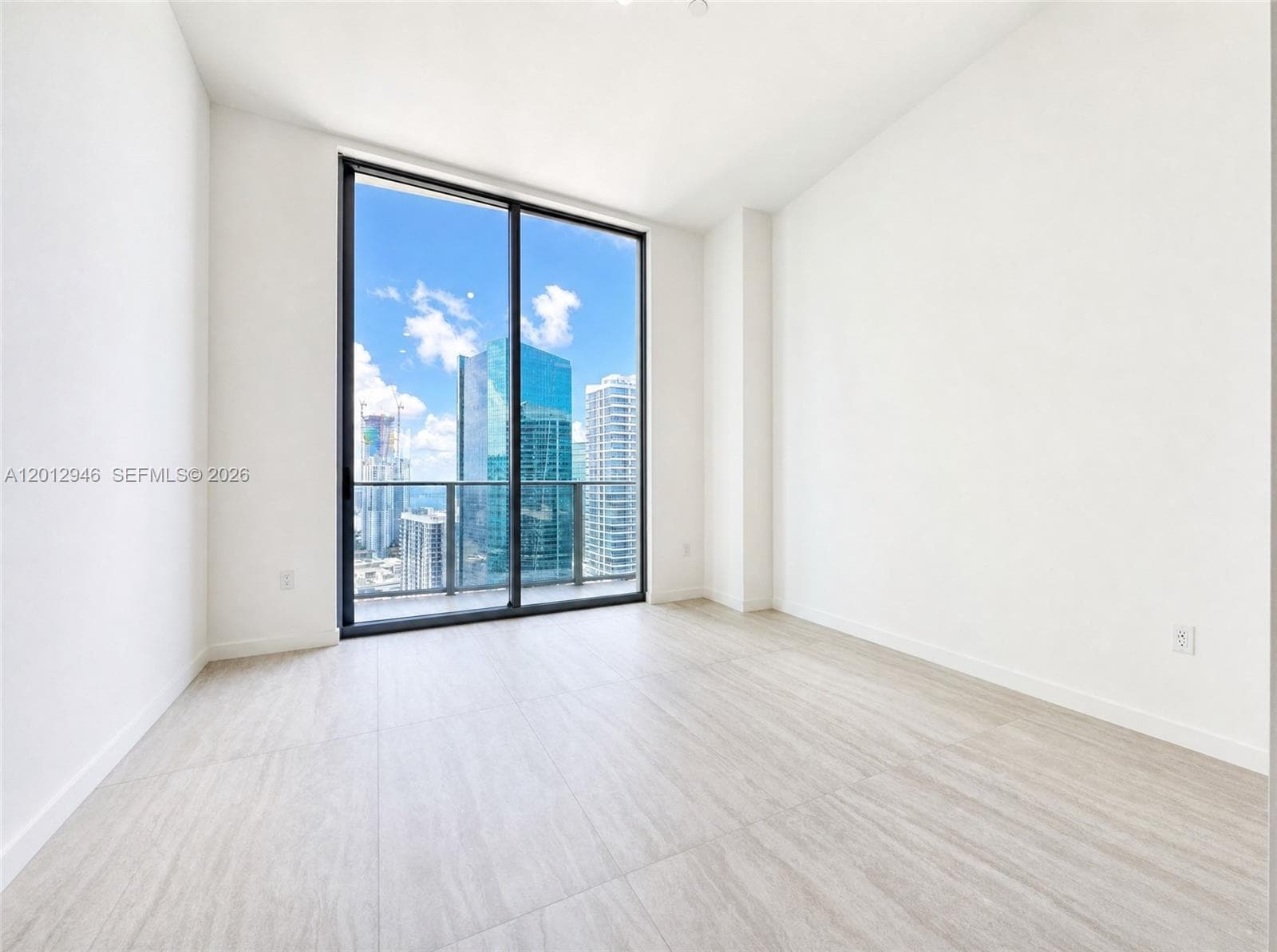 77 SE 5 ST, Miami FL 33131 — 10