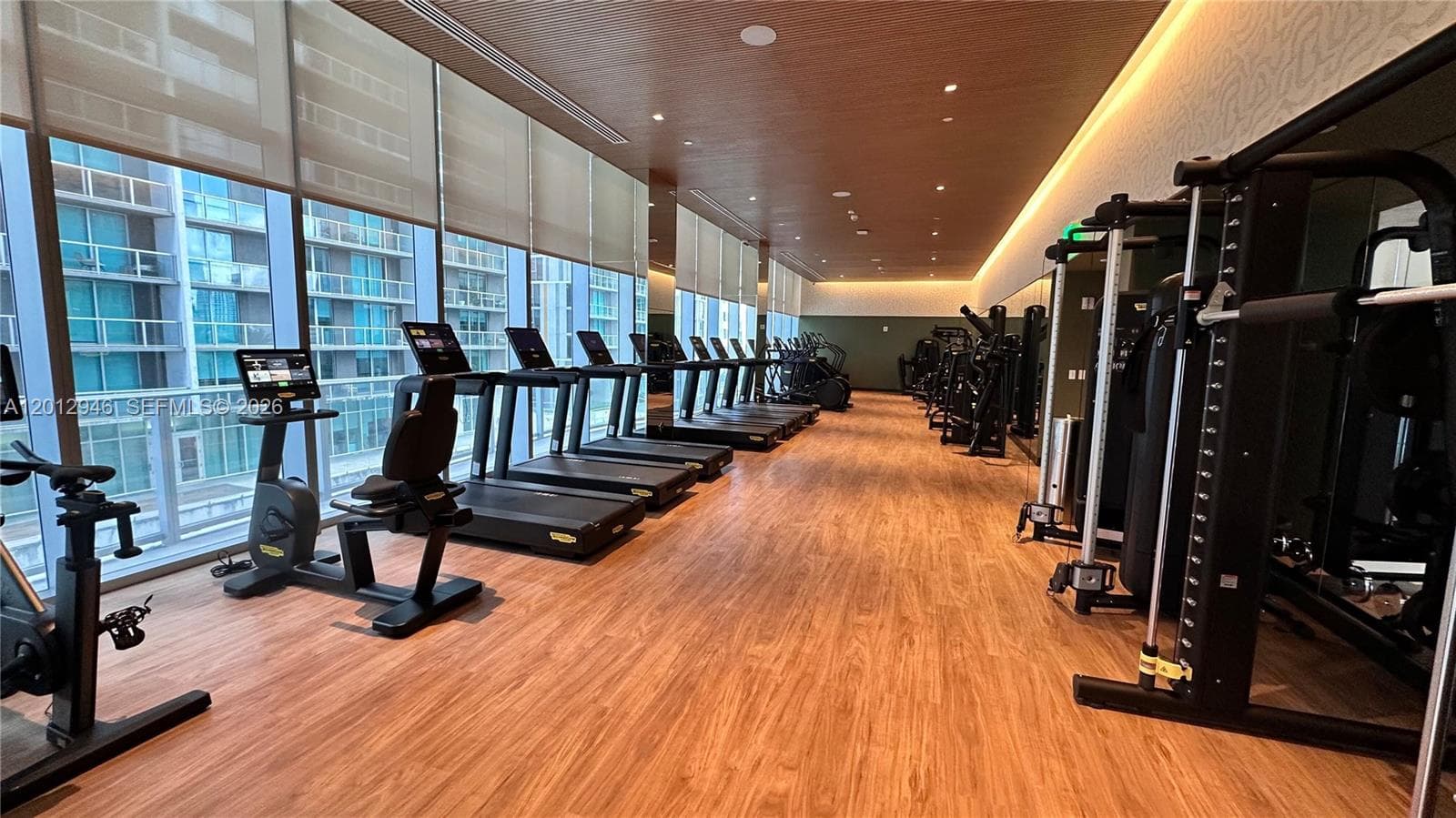 77 SE 5 ST, Miami FL 33131 — 21
