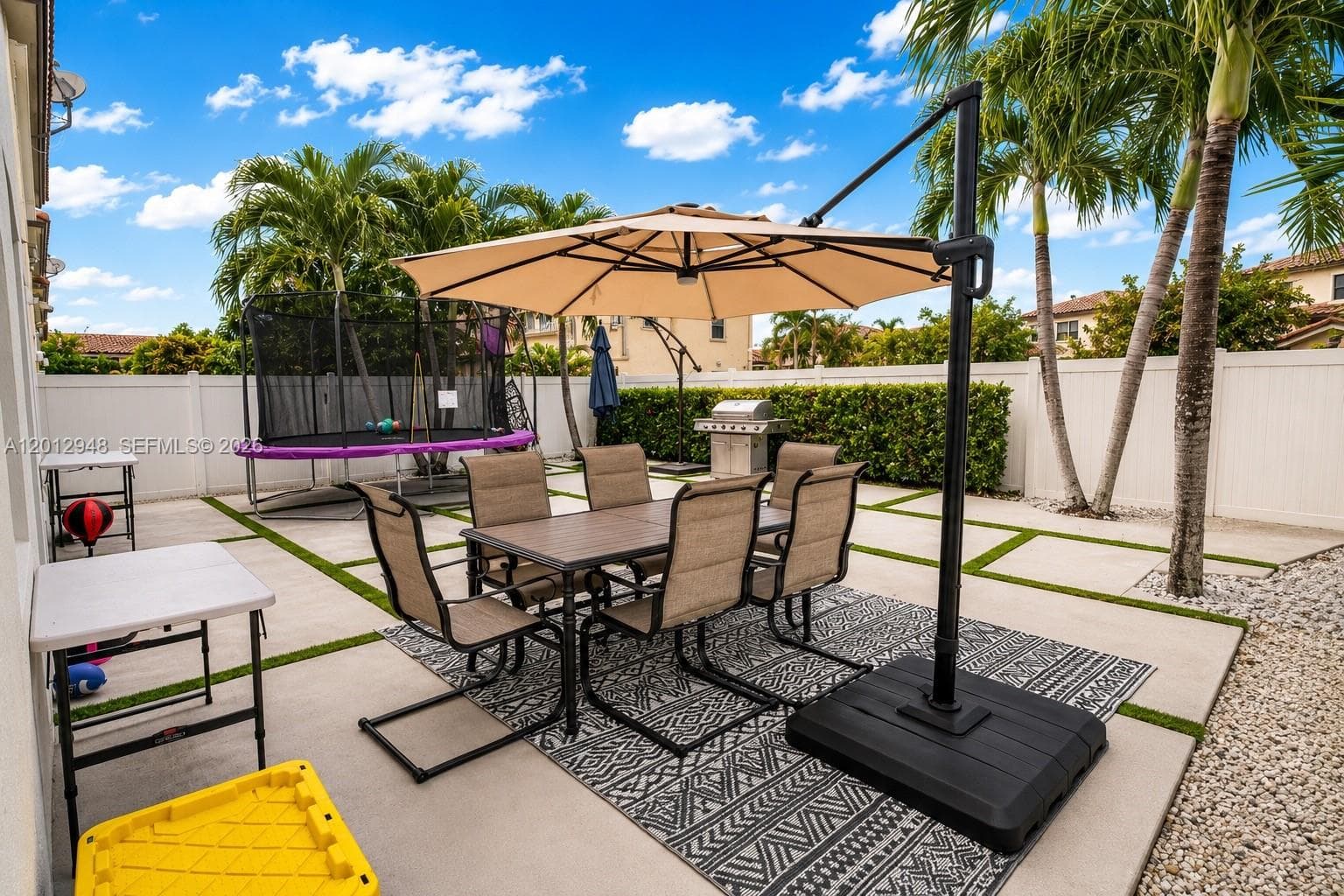 8821 W 34th Ct, Hialeah FL 33018 — 3