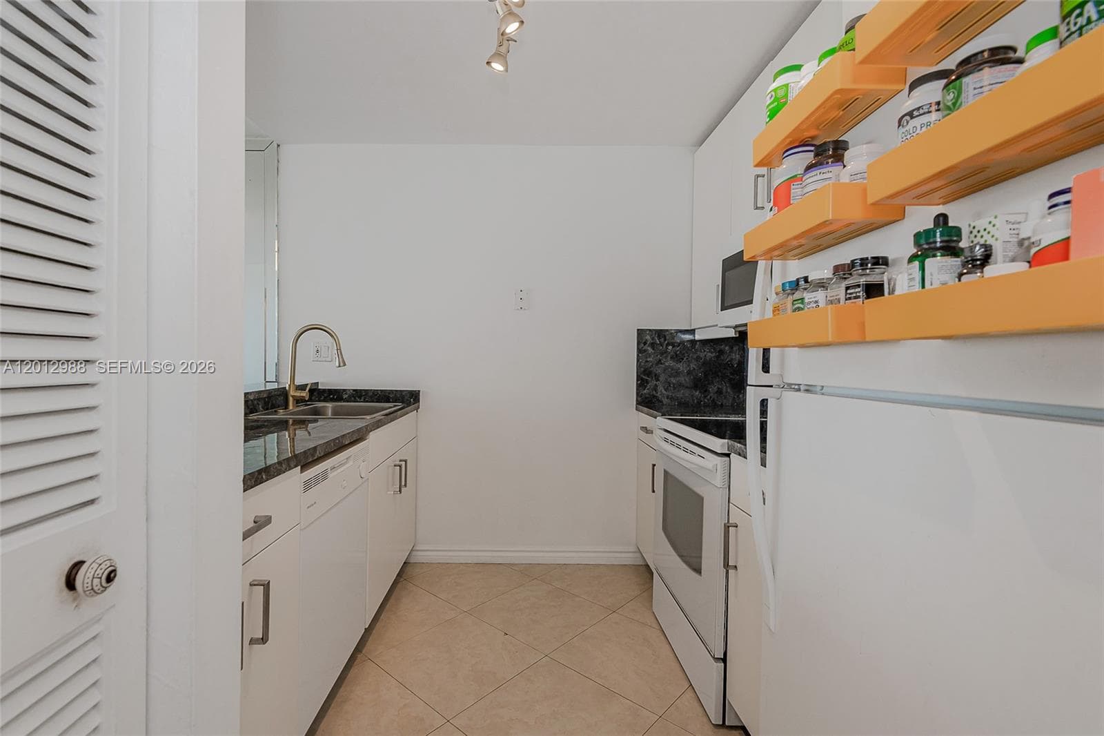 600 NE 36th St # 706, Miami FL 33137 — 12