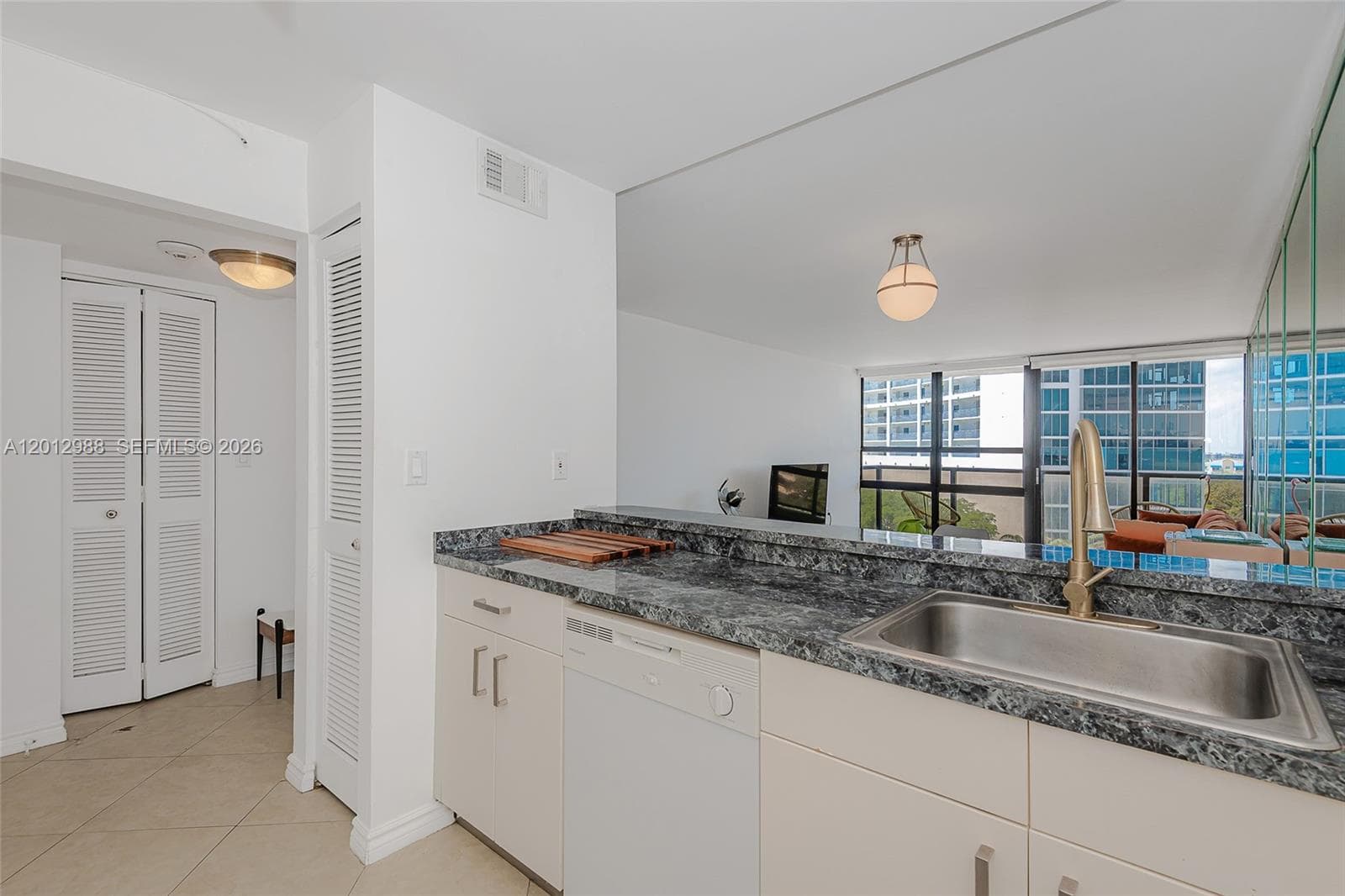 600 NE 36th St # 706, Miami FL 33137 — 14