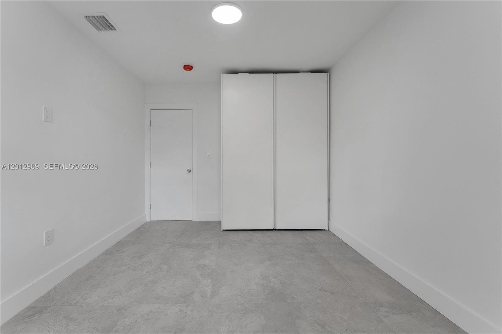 521 NW 33rd Ave, Miami FL 33125 — 14