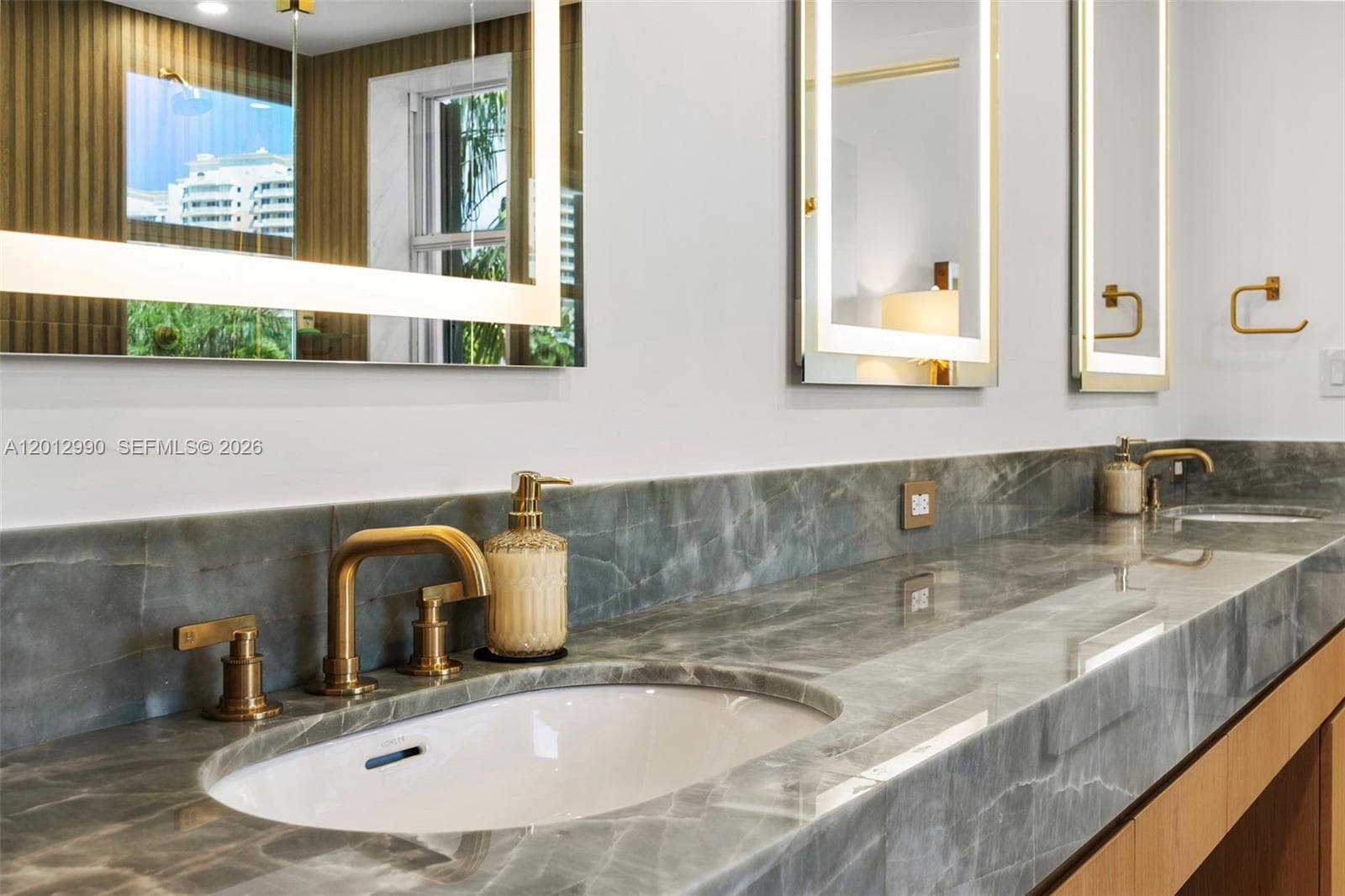 701 Crandon Blvd # 401, Key Biscayne FL 33149 — 28