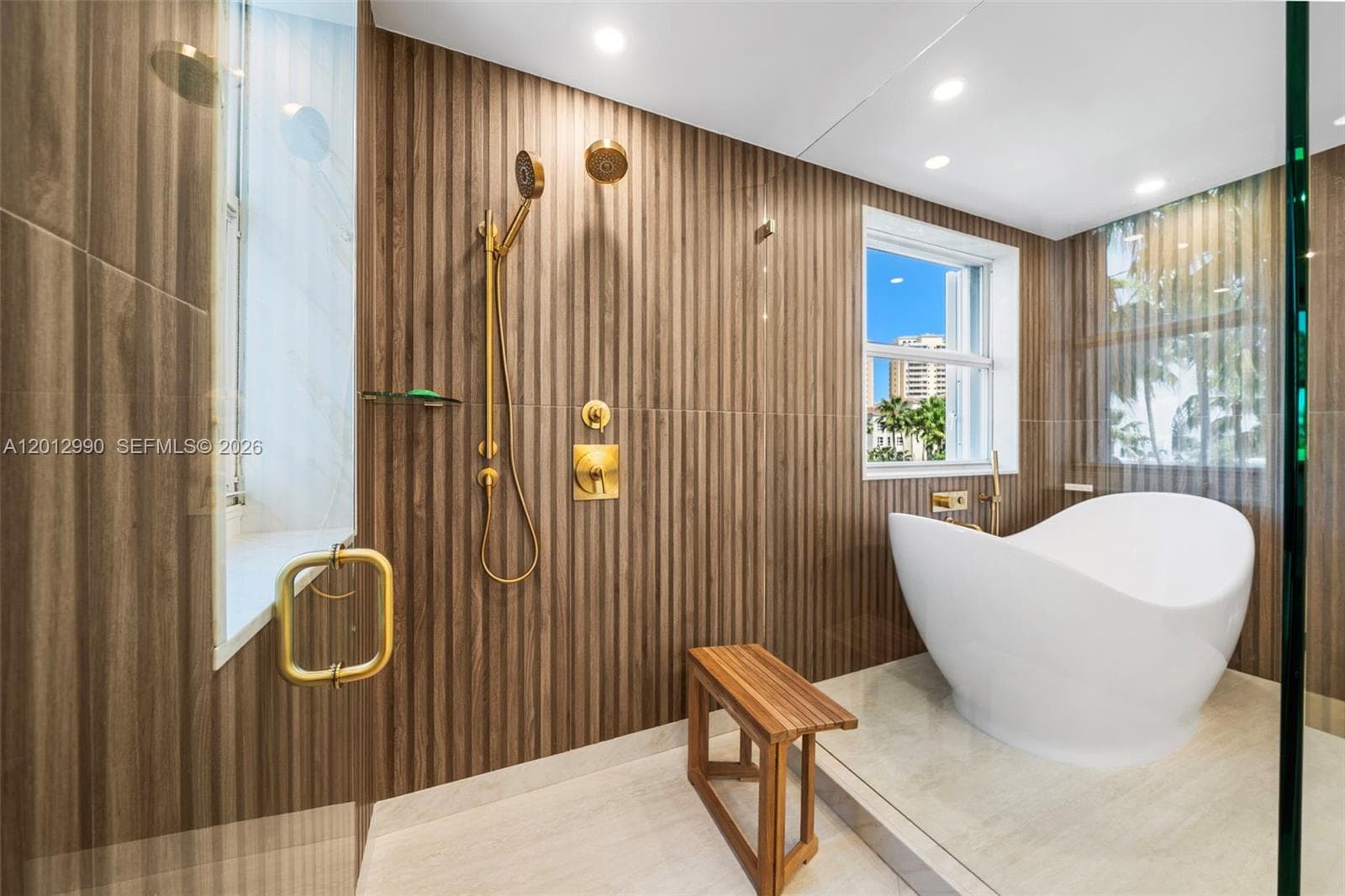 701 Crandon Blvd # 401, Key Biscayne FL 33149 — 24