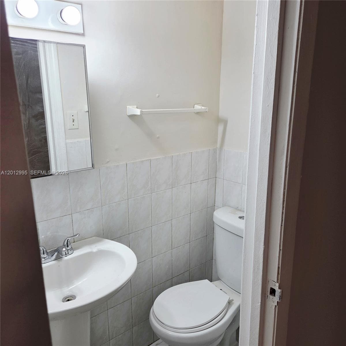 5871 NW 199th St # 5871R, Hialeah FL 33015 — 6