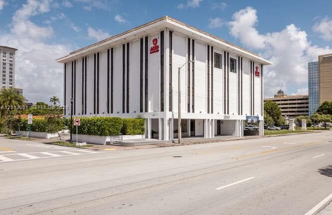 2850 S Douglas Rd, Coral Gables FL 33134 — 1