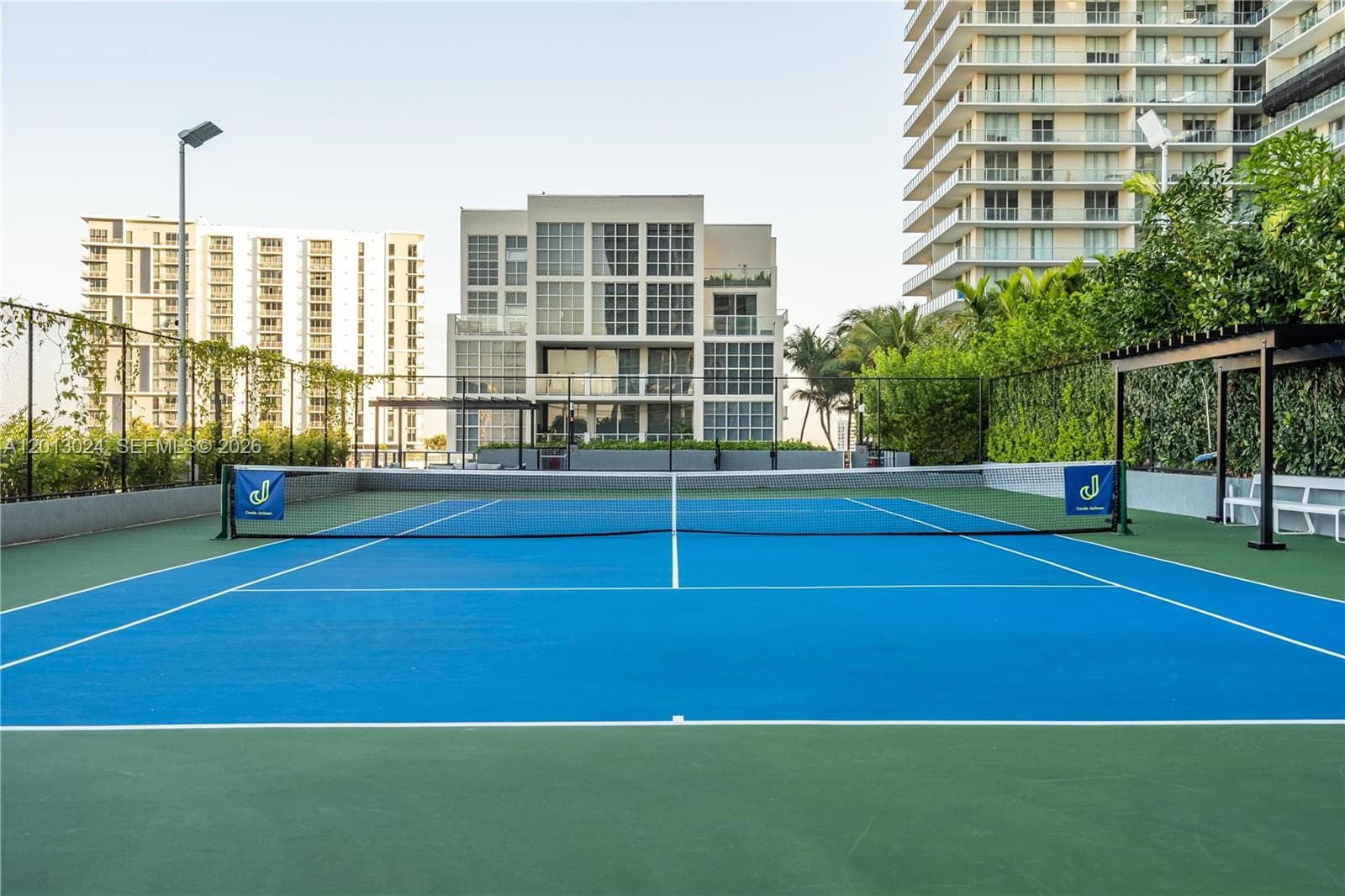 121 NE 34th St, Miami FL 33137 — 53
