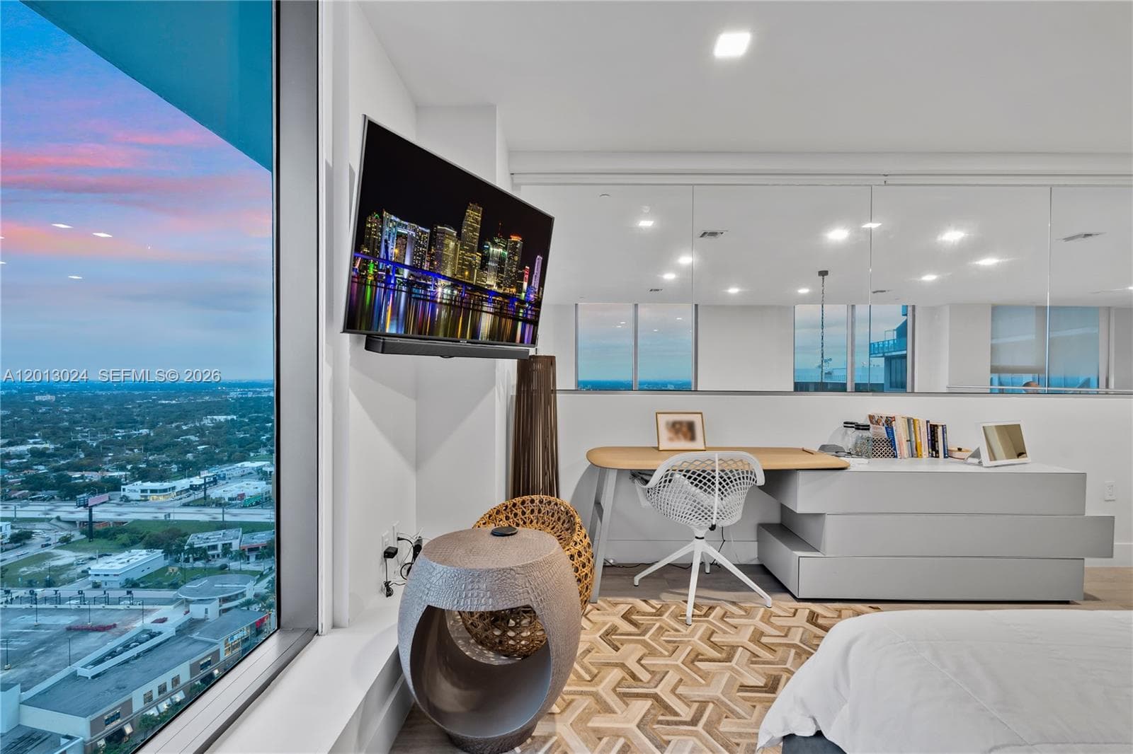 121 NE 34th St, Miami FL 33137 — 20
