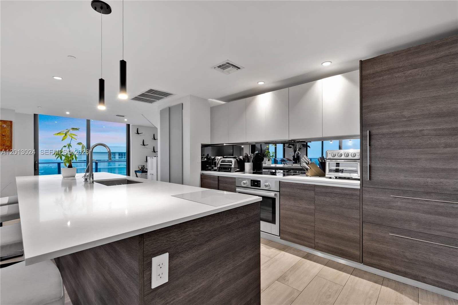 121 NE 34th St, Miami FL 33137 — 25