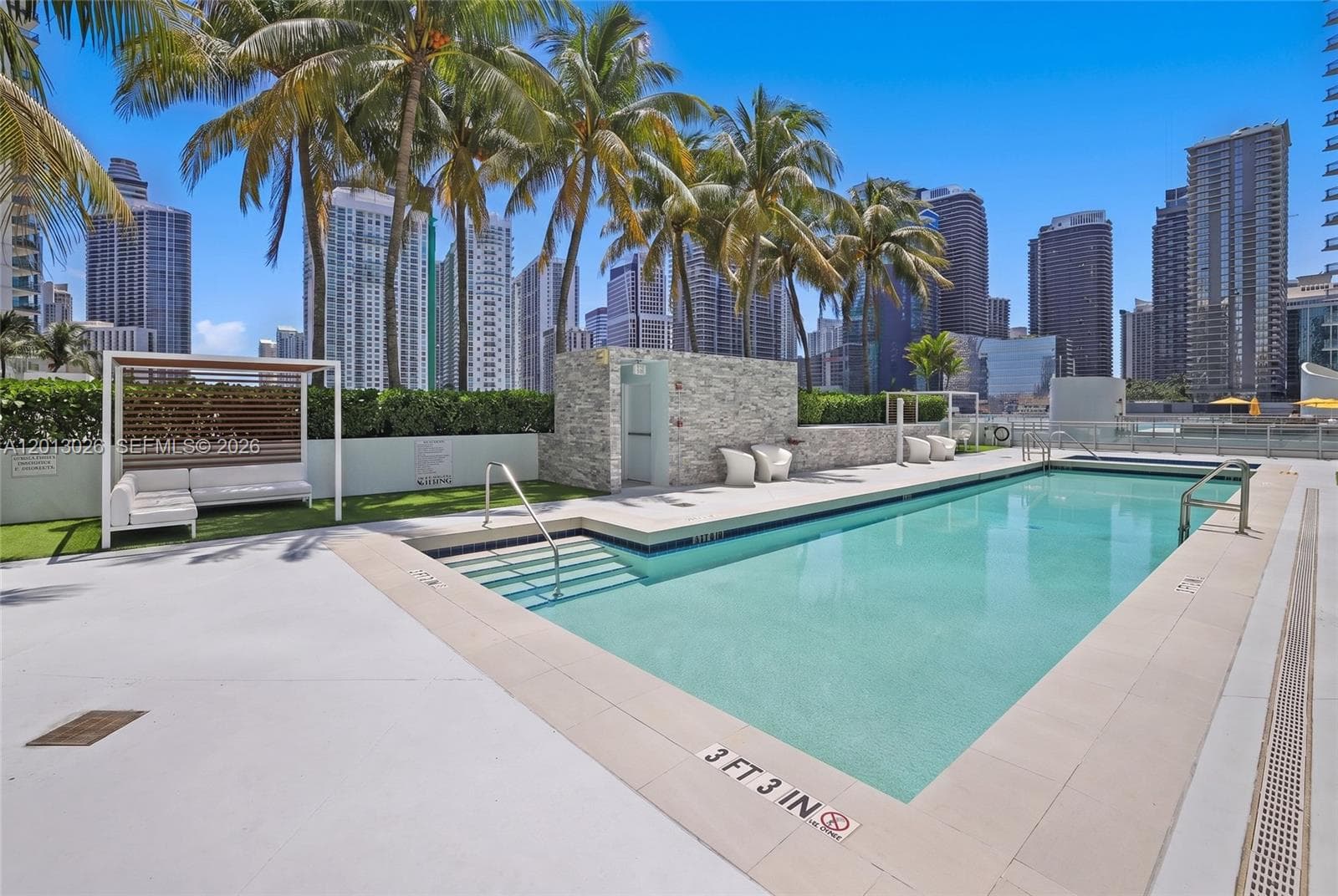 90 SW 3rd St # 1608, Miami FL 33130 — 23