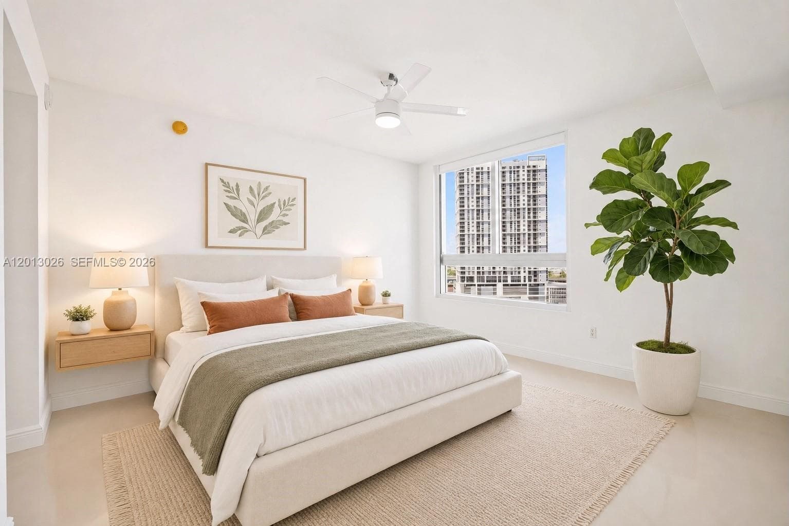 90 SW 3rd St # 1608, Miami FL 33130 — 3