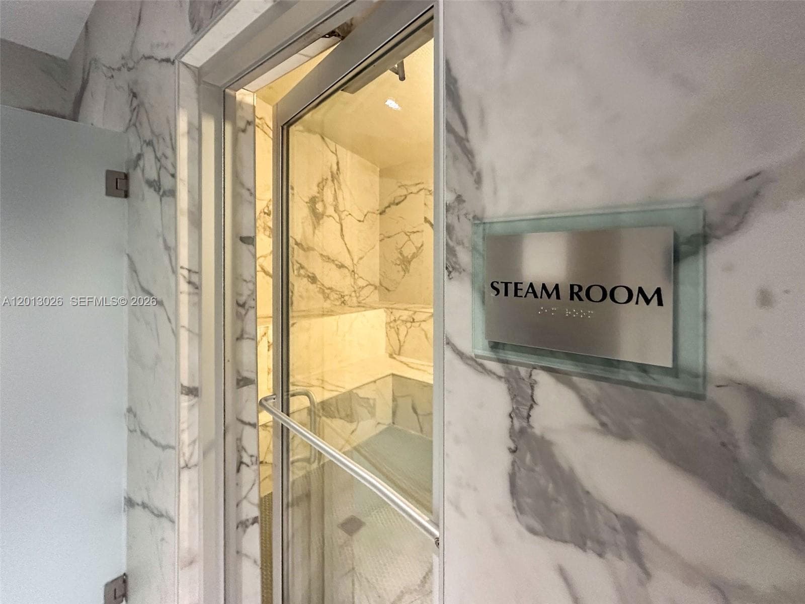 90 SW 3rd St # 1608, Miami FL 33130 — 32