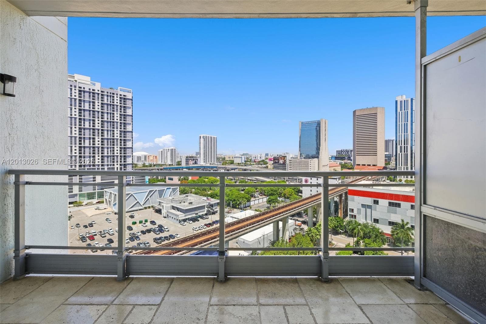 90 SW 3rd St # 1608, Miami FL 33130 — 9
